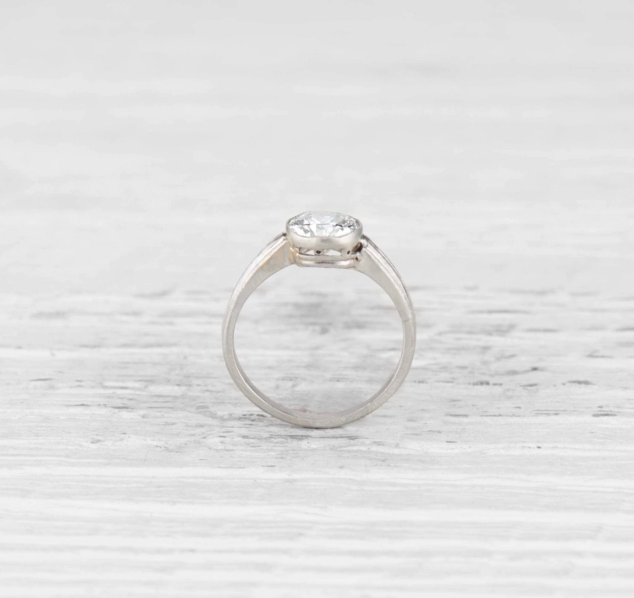 .75 CARAT ART DECO DIAMOND ENGAGEMENT RING - Image 4