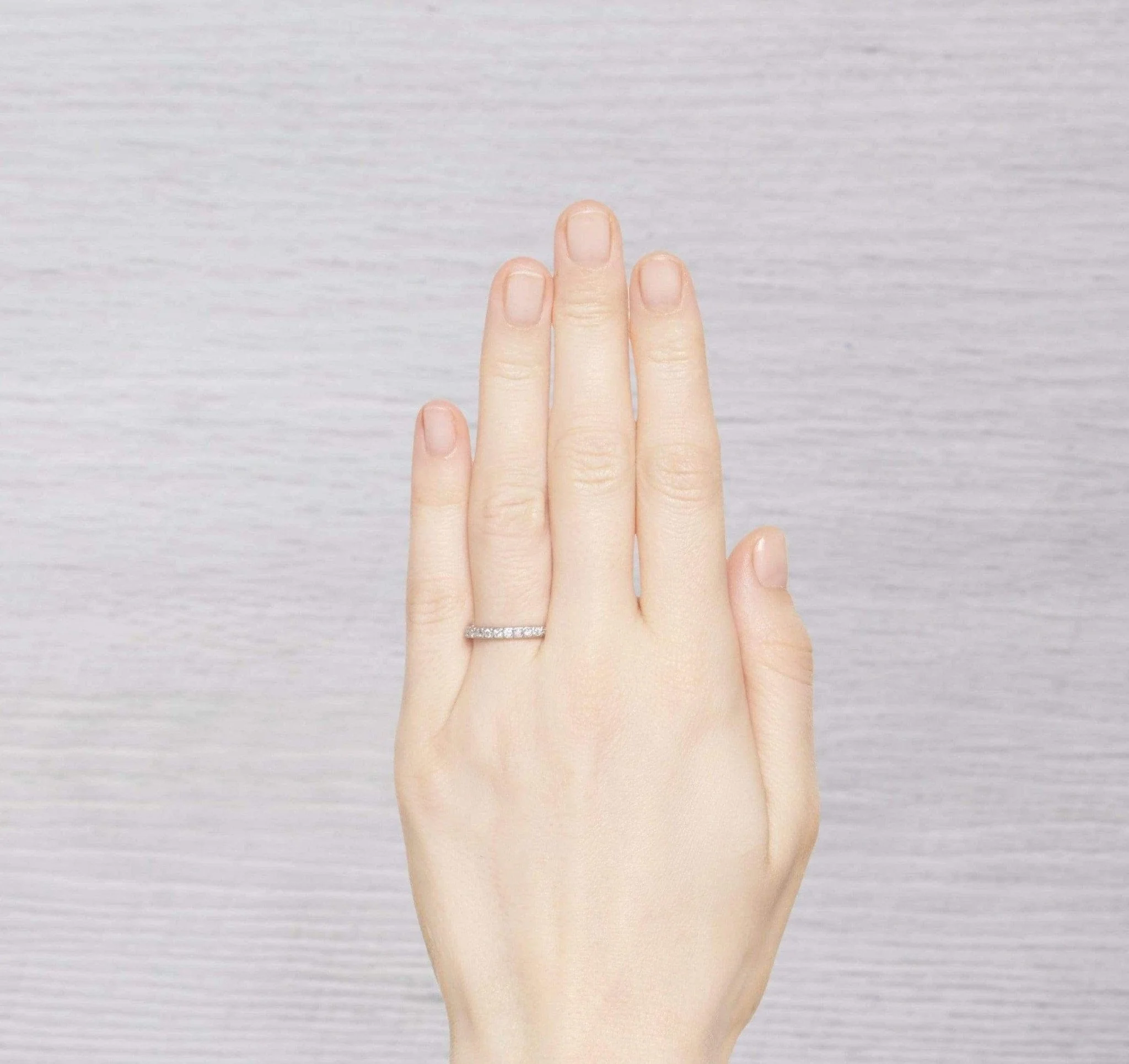 .75 Carat Edwardian Diamond Eternity Band - Image 4