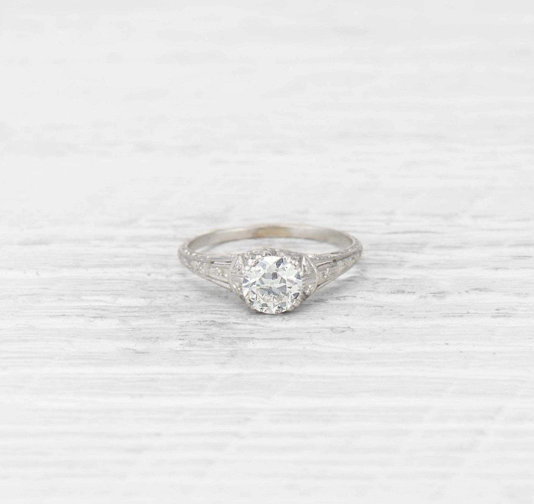 .86 CARAT EDWARDIAN ENGAGEMENT RING - Image 2