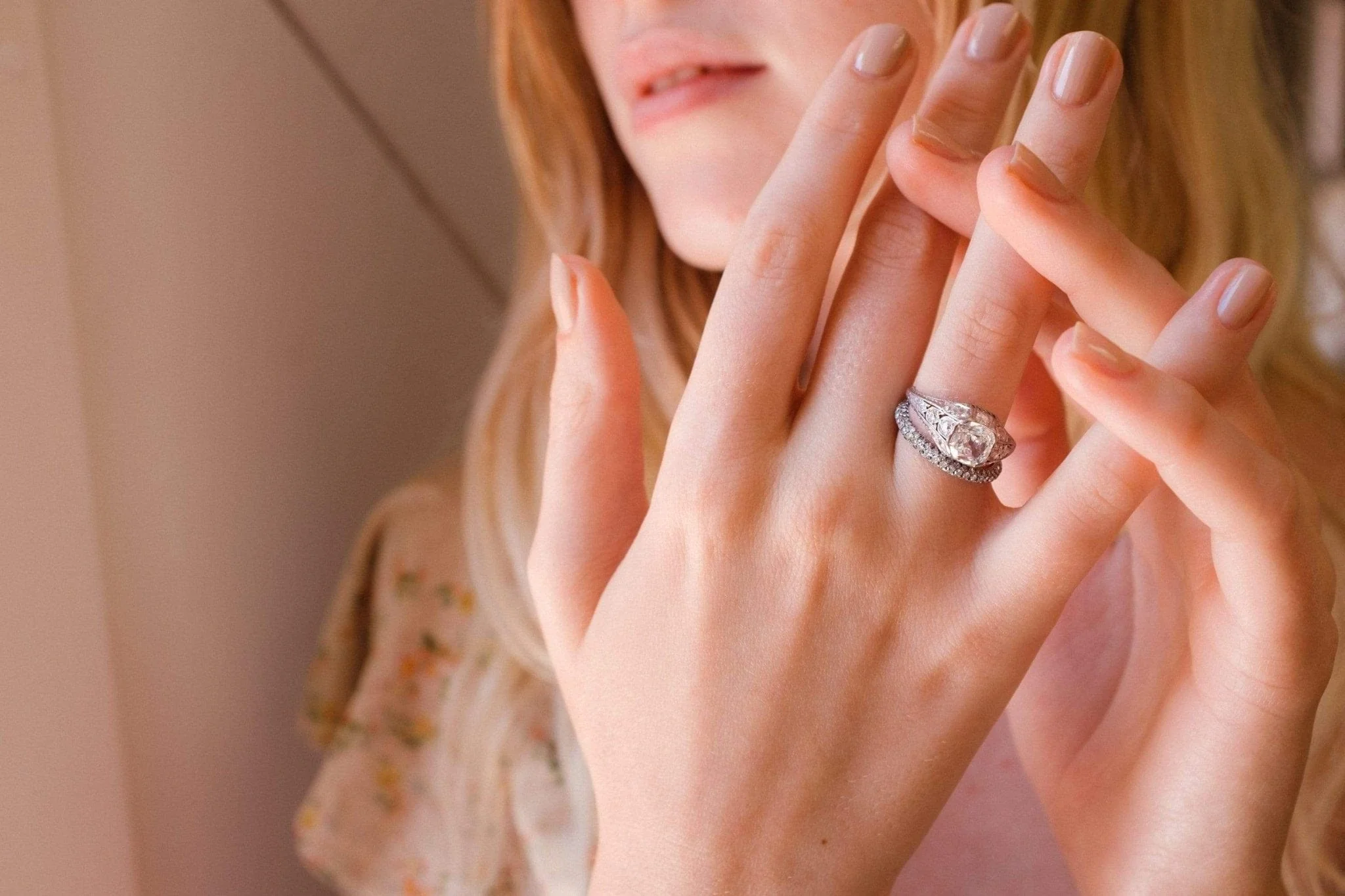Edwardian 1.02 Carat Old Mine Cushion Cut Diamond Filigree Ring - Image 5