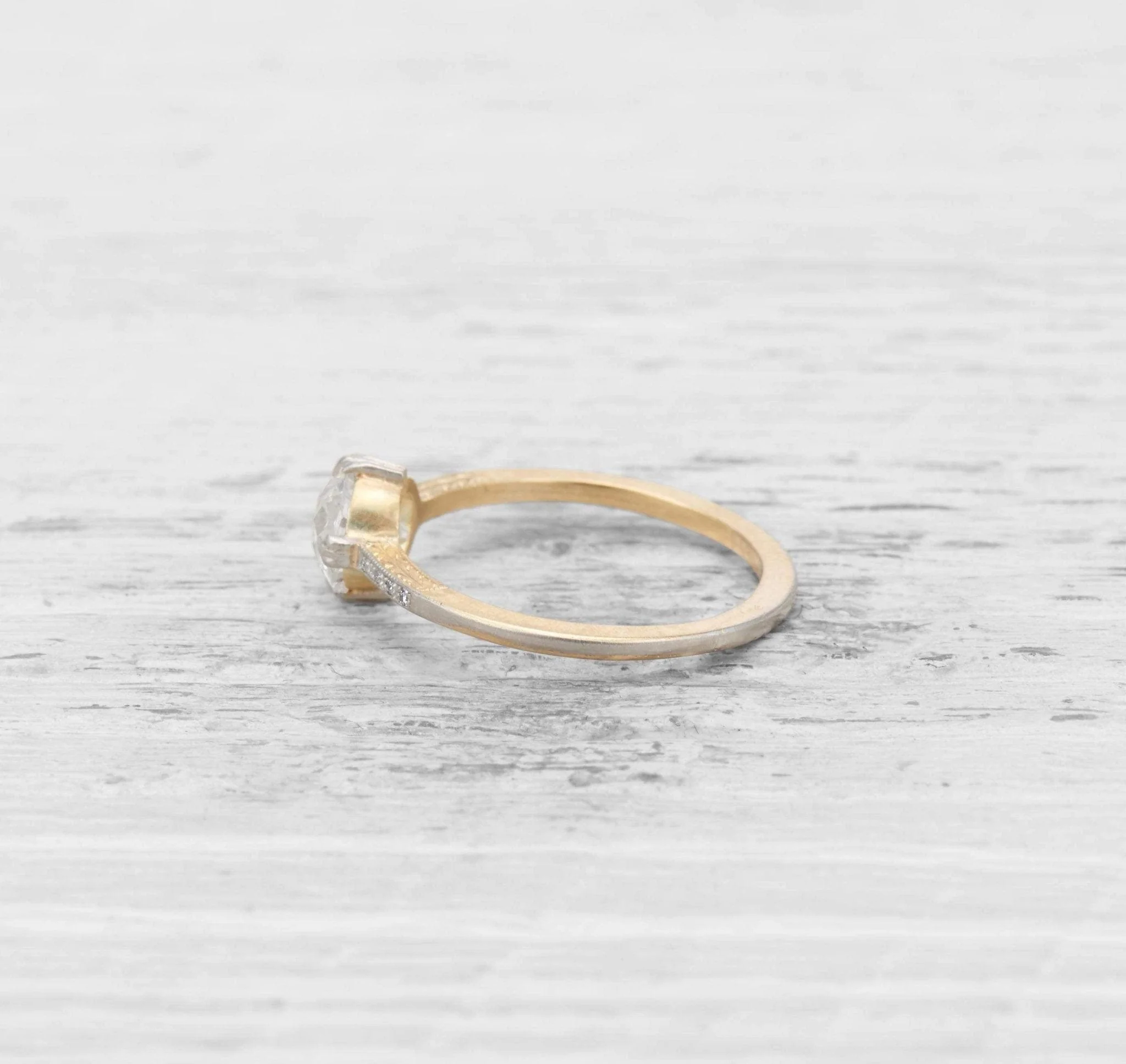 1.02 CARAT EDWARDIAN DIAMOND ENGAGEMENT RING - Image 3
