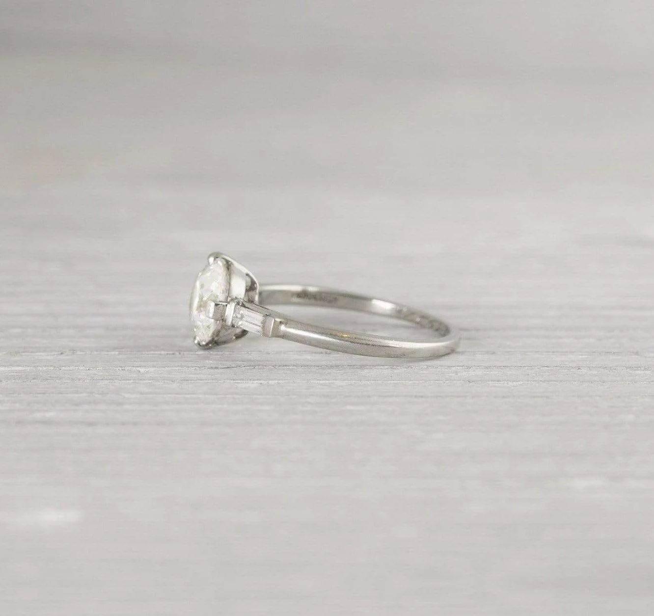 1.02 Carat Old European Cut Art Deco Diamond Engagement Ring - Image 3