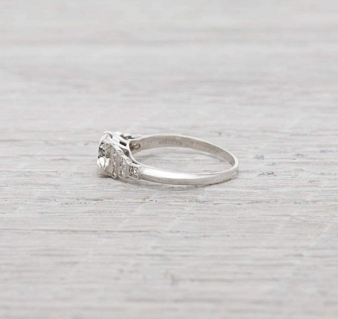 1.05 Carat Art Deco Engagement Ring - Image 3