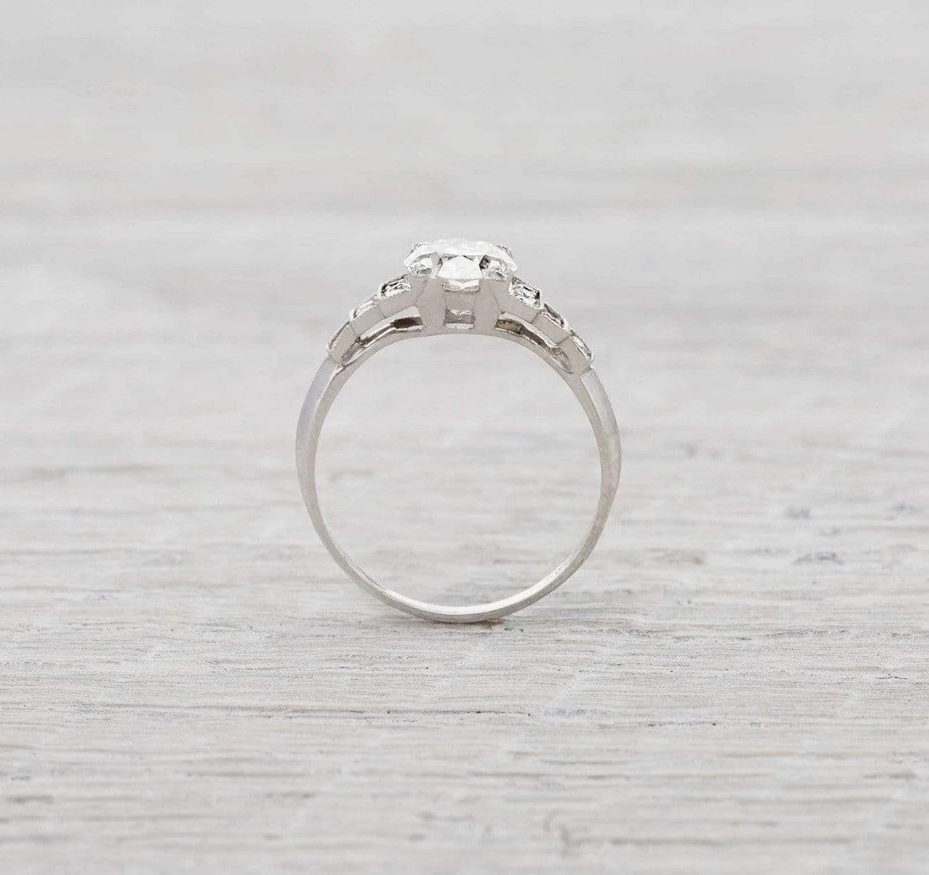 1.05 Carat Art Deco Engagement Ring - Image 4