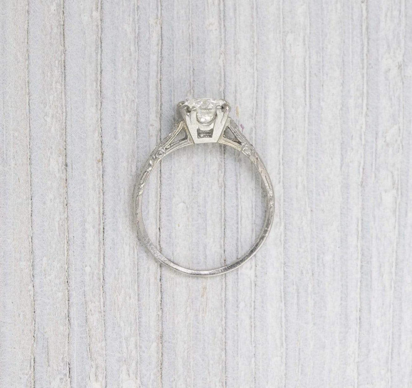 1.05 Carat Diamond Vintage Engagement Ring - Image 4