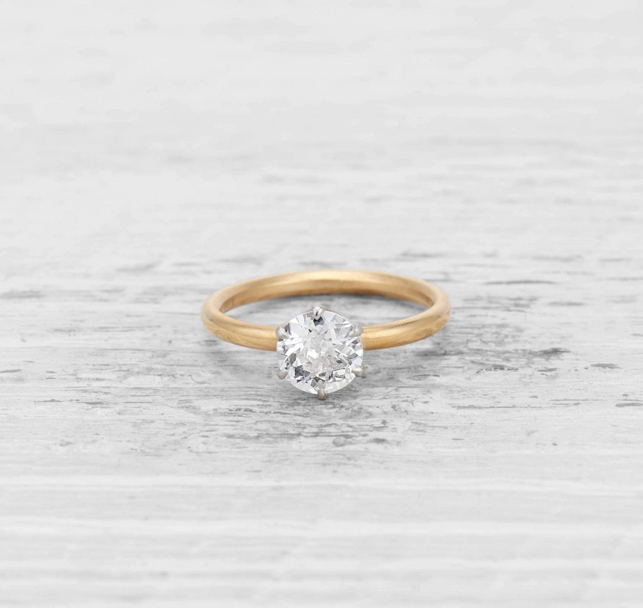 1.05 CARAT TIFFANY & CO ANTIQUE DIAMOND SOLITAIRE ENGAGEMENT RING - Image 2