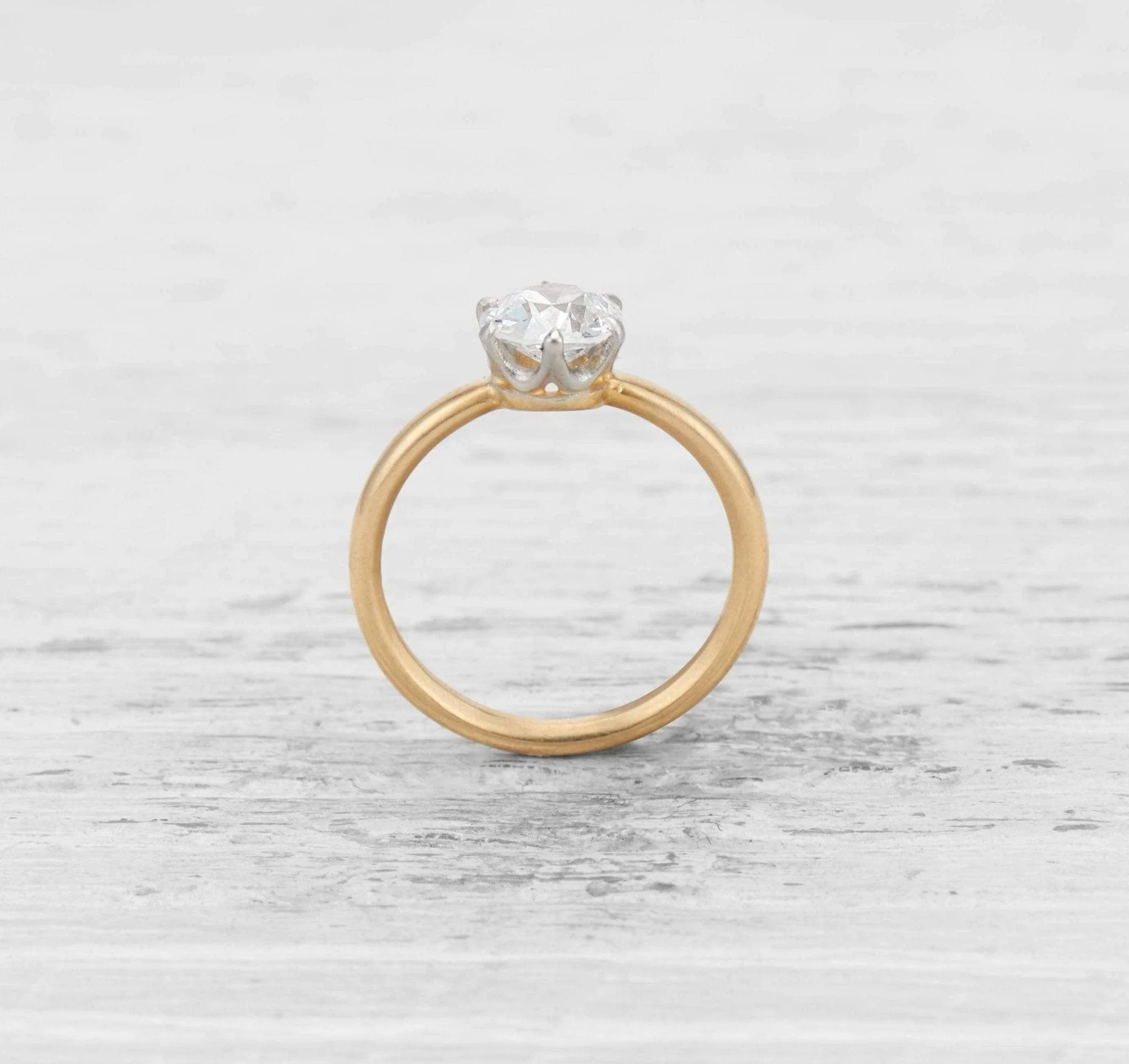 1.05 CARAT TIFFANY & CO ANTIQUE DIAMOND SOLITAIRE ENGAGEMENT RING - Image 4