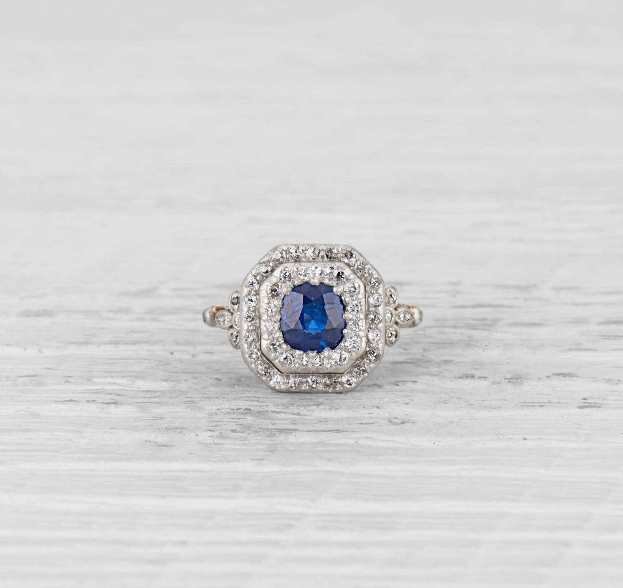 1.06 Carat Edwardian Sapphire & Diamond Ring - Image 2