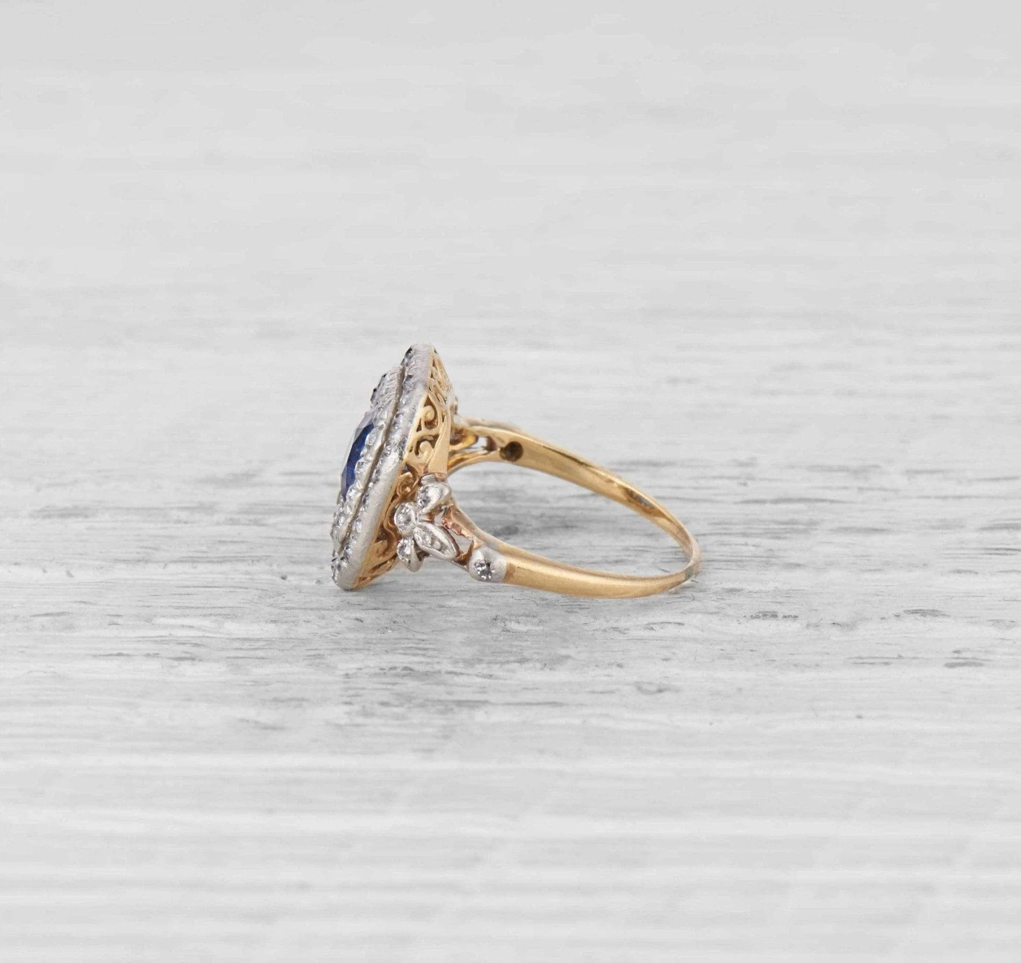 1.06 Carat Edwardian Sapphire & Diamond Ring - Image 3