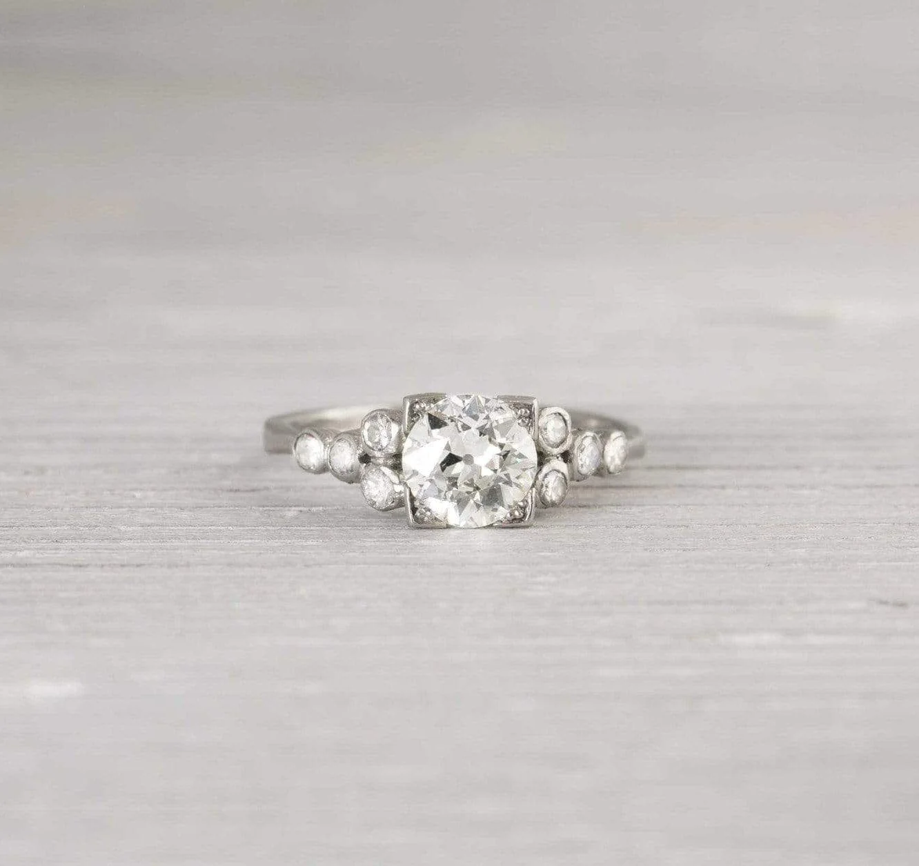 1.08 Carat Vintage Nine Diamond Engagement Ring - Image 2