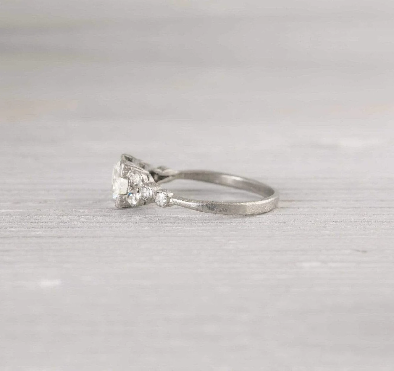 1.08 Carat Vintage Nine Diamond Engagement Ring - Image 3