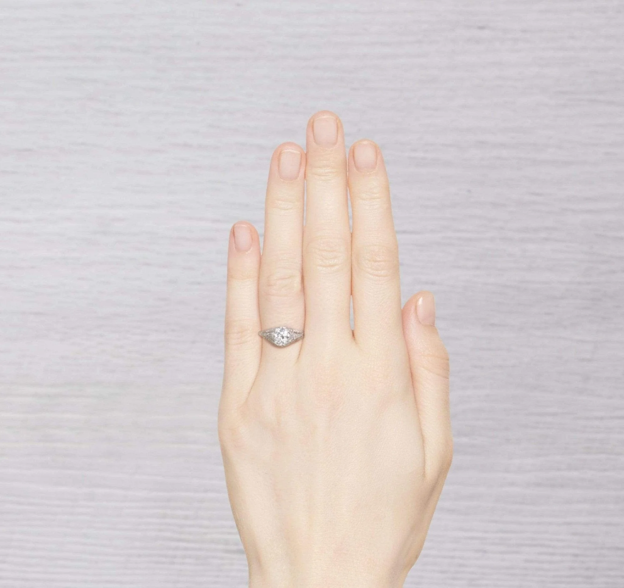 1.09 CARAT ART DECO DIAMOND ENGAGEMENT RING - Image 5