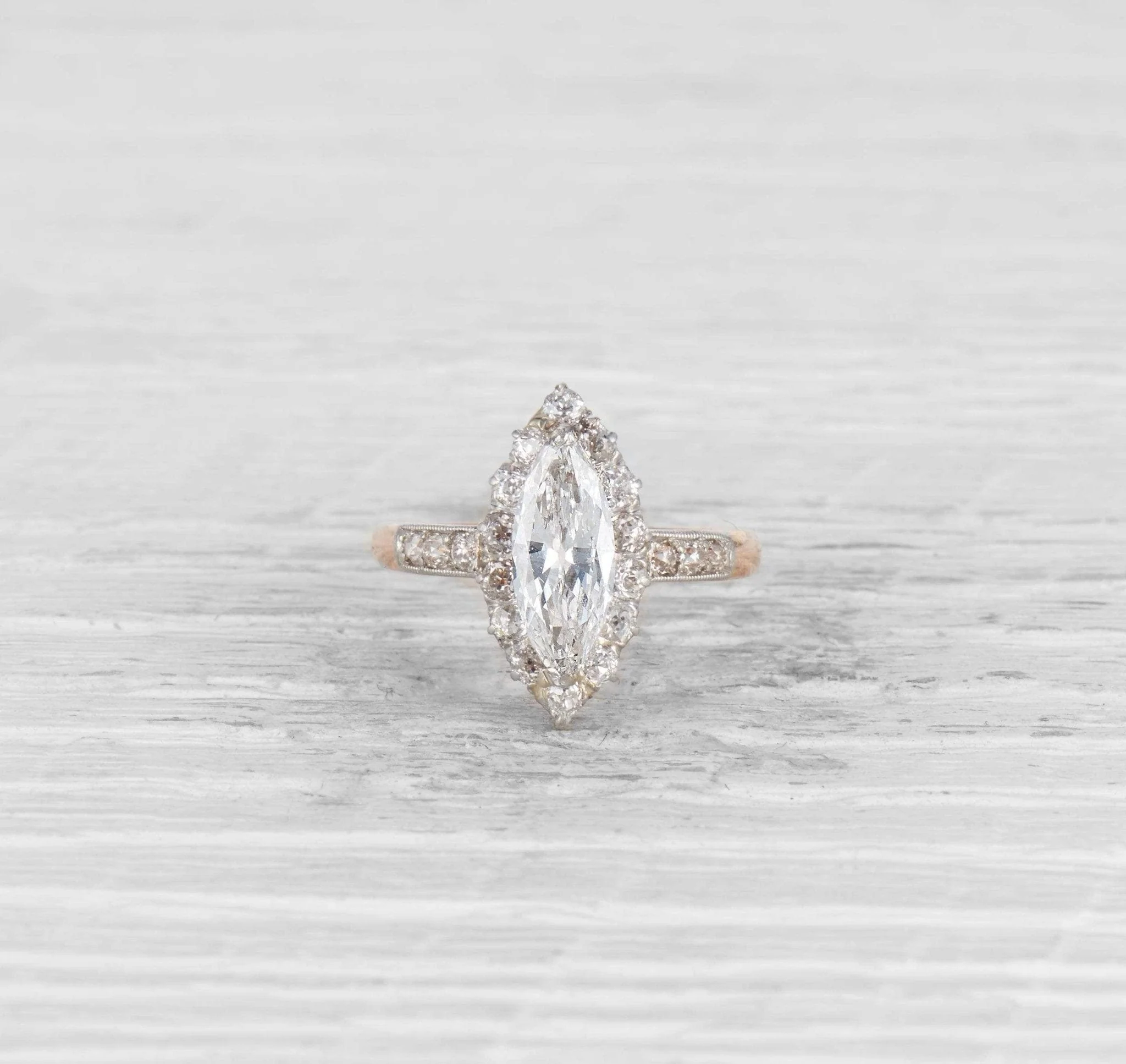 1.09 CARAT EDWARDIAN MARQUISE-CUT DIAMOND ENGAGEMENT RING - Image 2