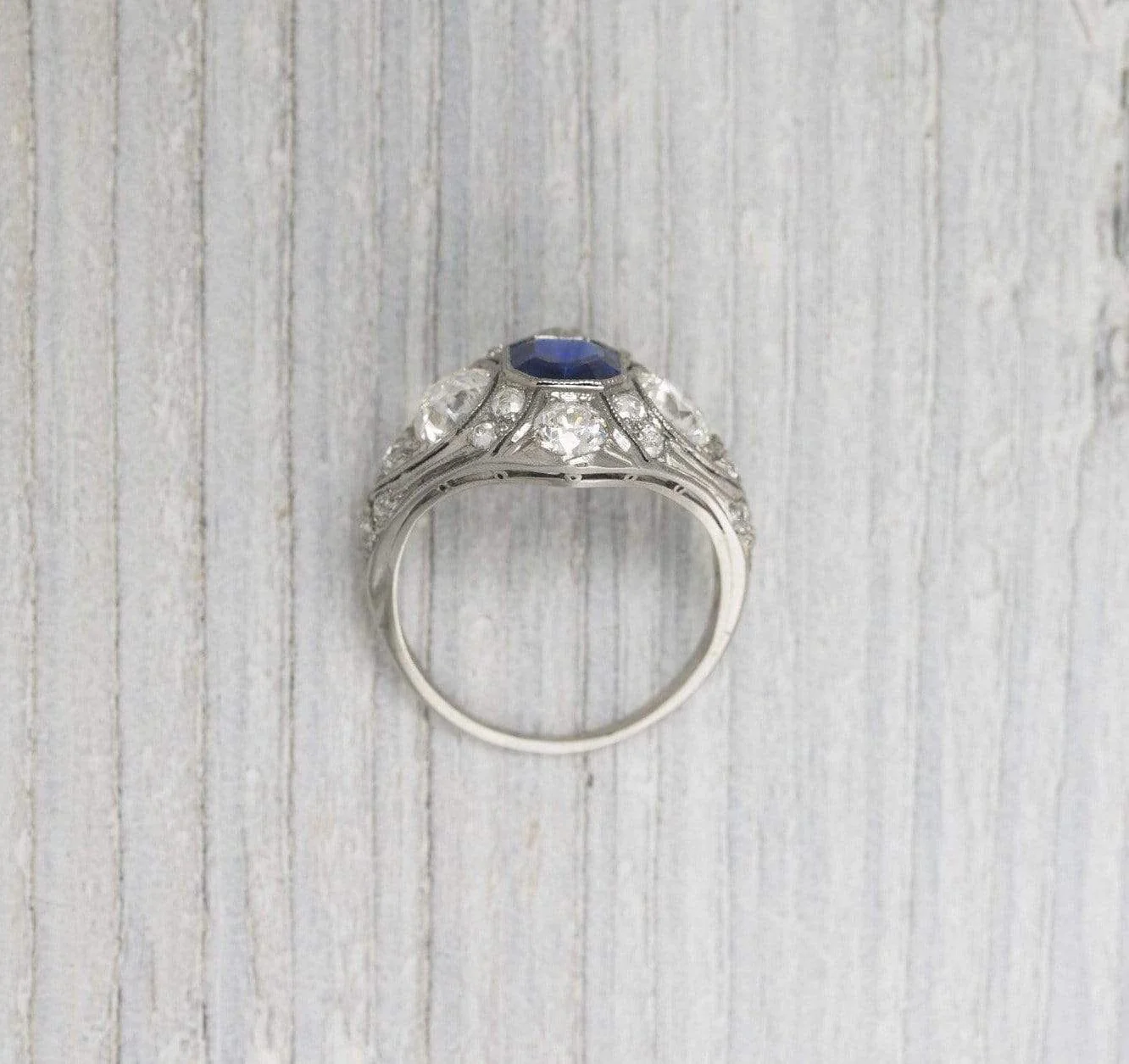 1.10 Carat Sapphire and Diamond Vintage Engagement Ring - Image 4
