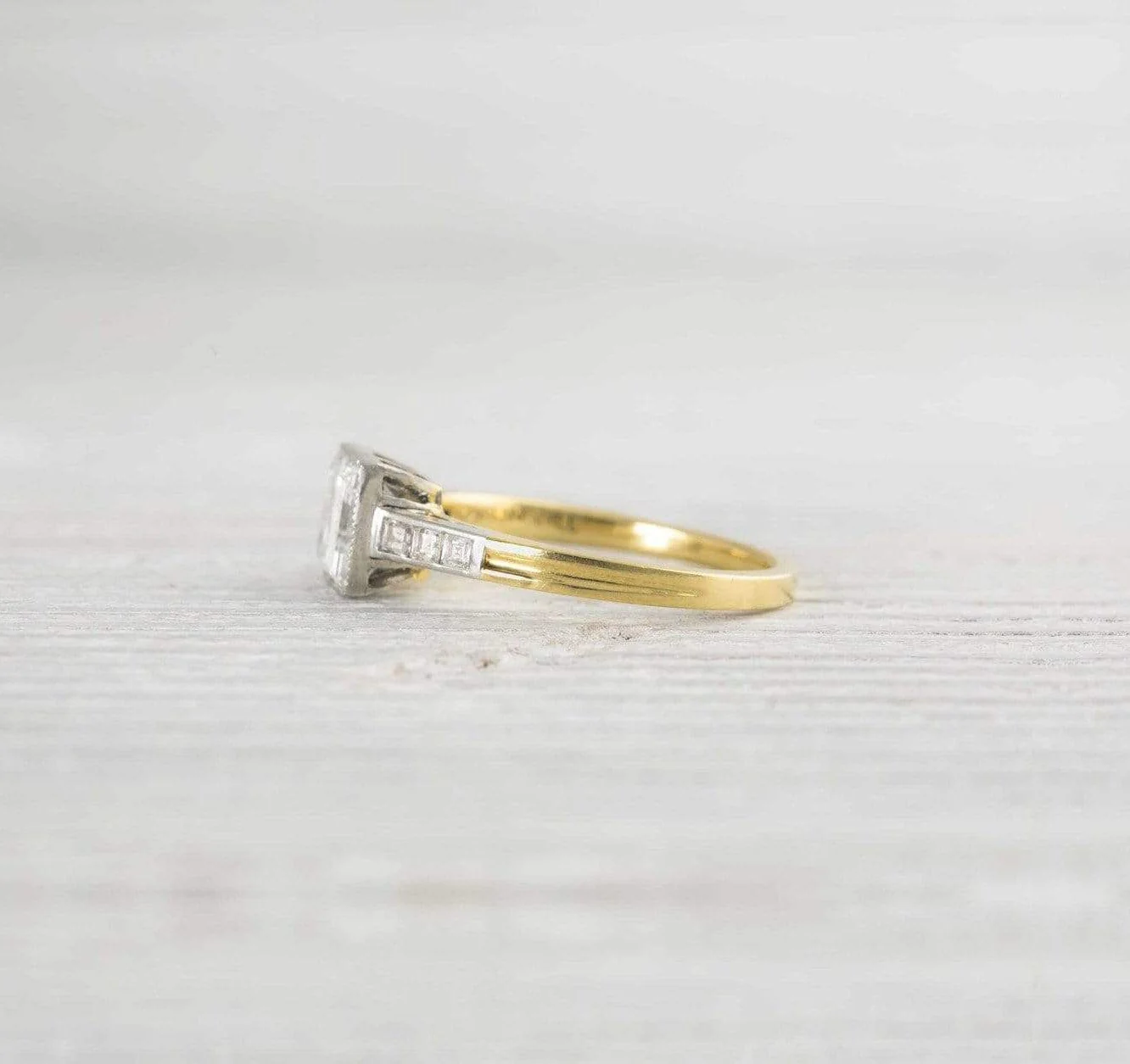 1.14 Carat Vintage Art Deco Tiffany & Co. Platinum & Gold Engagement Ring - Image 3