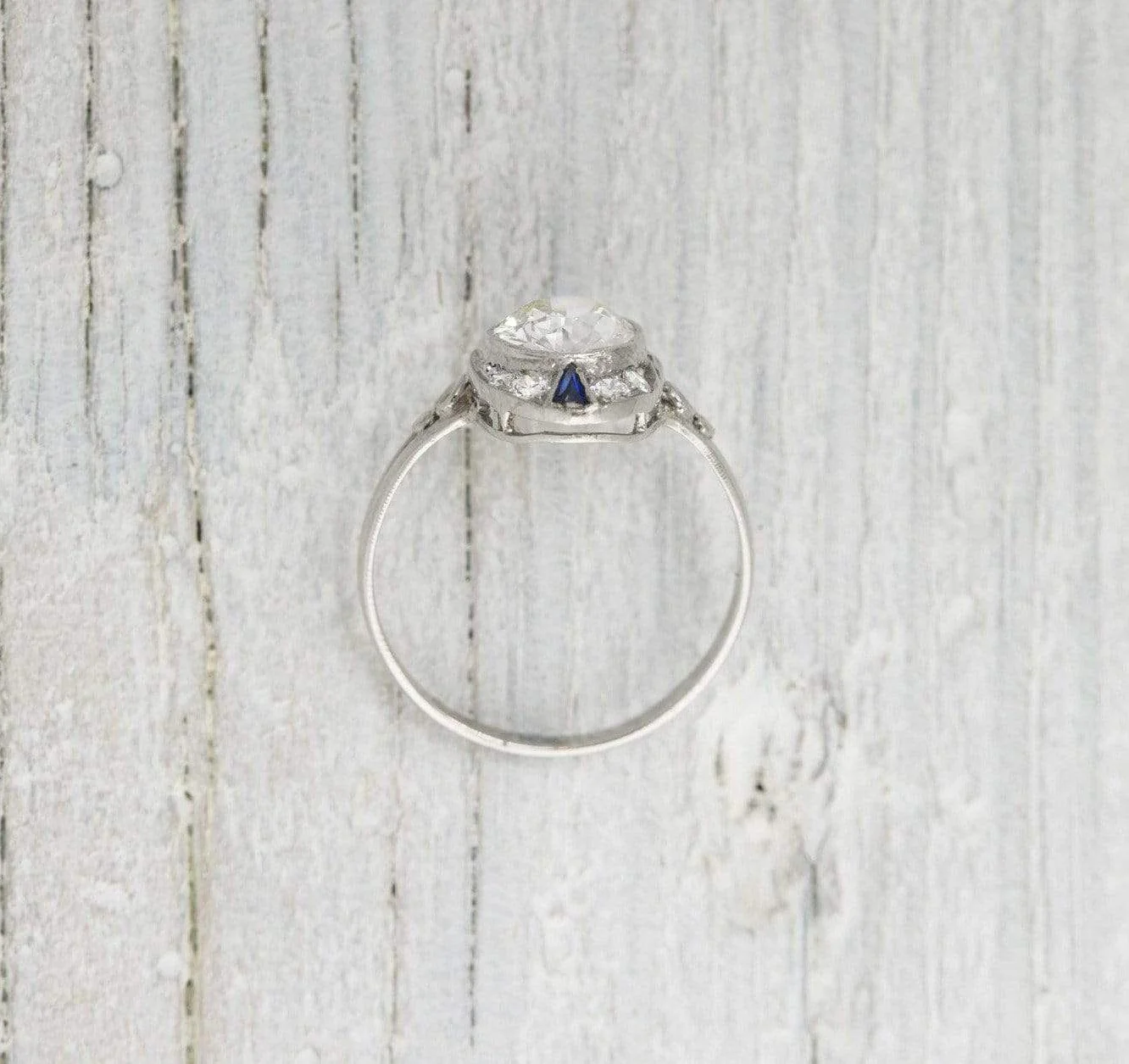 1.15 Carat Art Deco Diamond & Sapphire Vintage Engagement Ring - Image 3