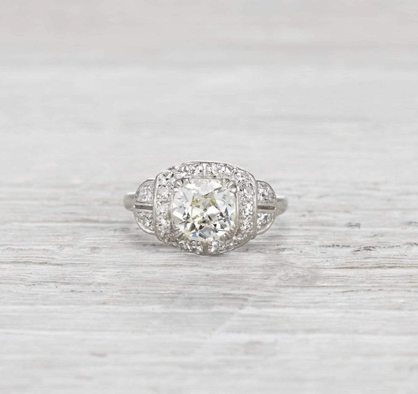 1.15 Carat Art Deco Diamond Engagement Ring - Image 2