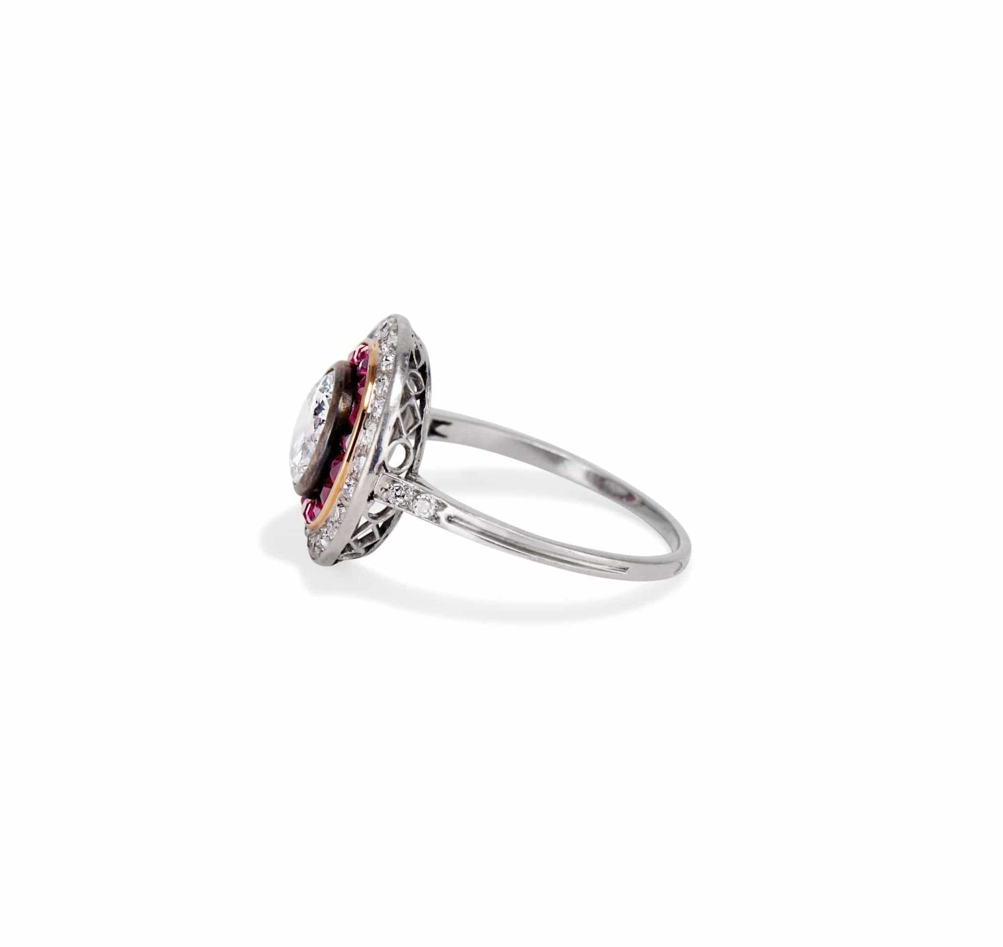 Art Deco 1.20 Carat Diamond & Ruby Target Ring - Image 2
