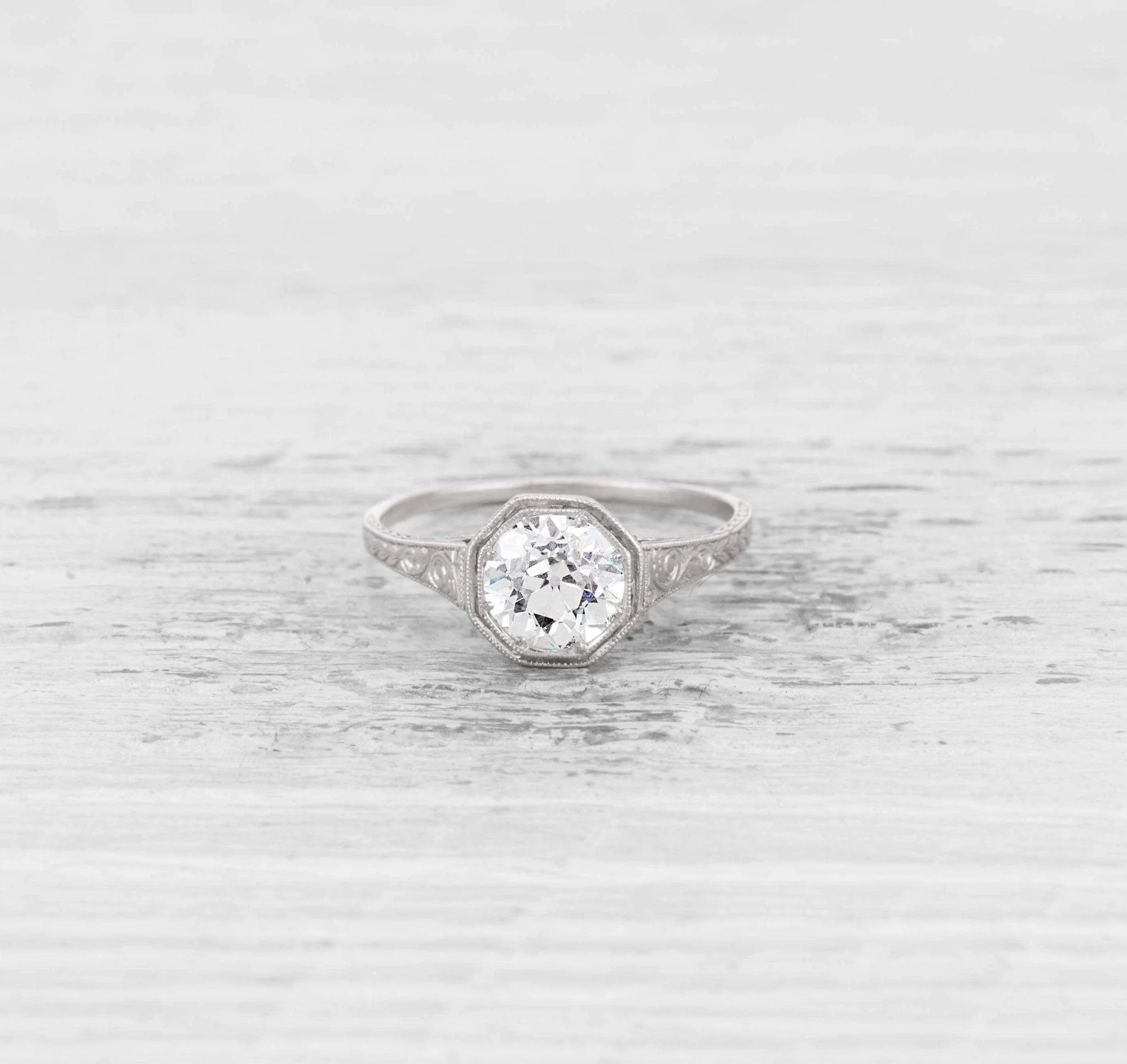 1.21 CARAT ART DECO DIAMOND ENGAGEMENT RING - Image 2