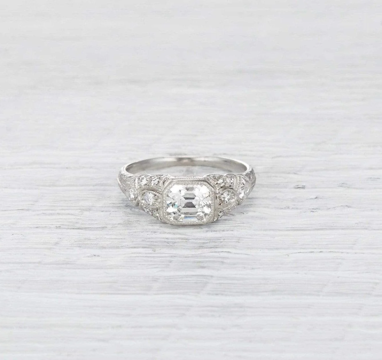 1.21 Carat Art Deco Engagement Ring - Image 2