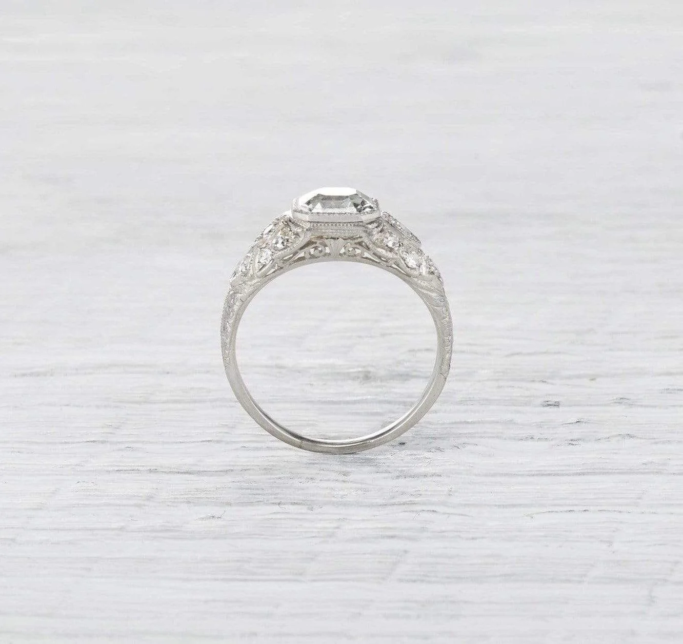 1.21 Carat Art Deco Engagement Ring - Image 4