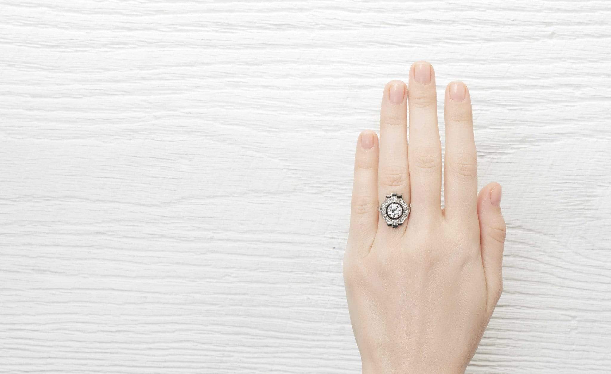 1.22 Carat Art Deco Diamond Engagement Ring - Image 5