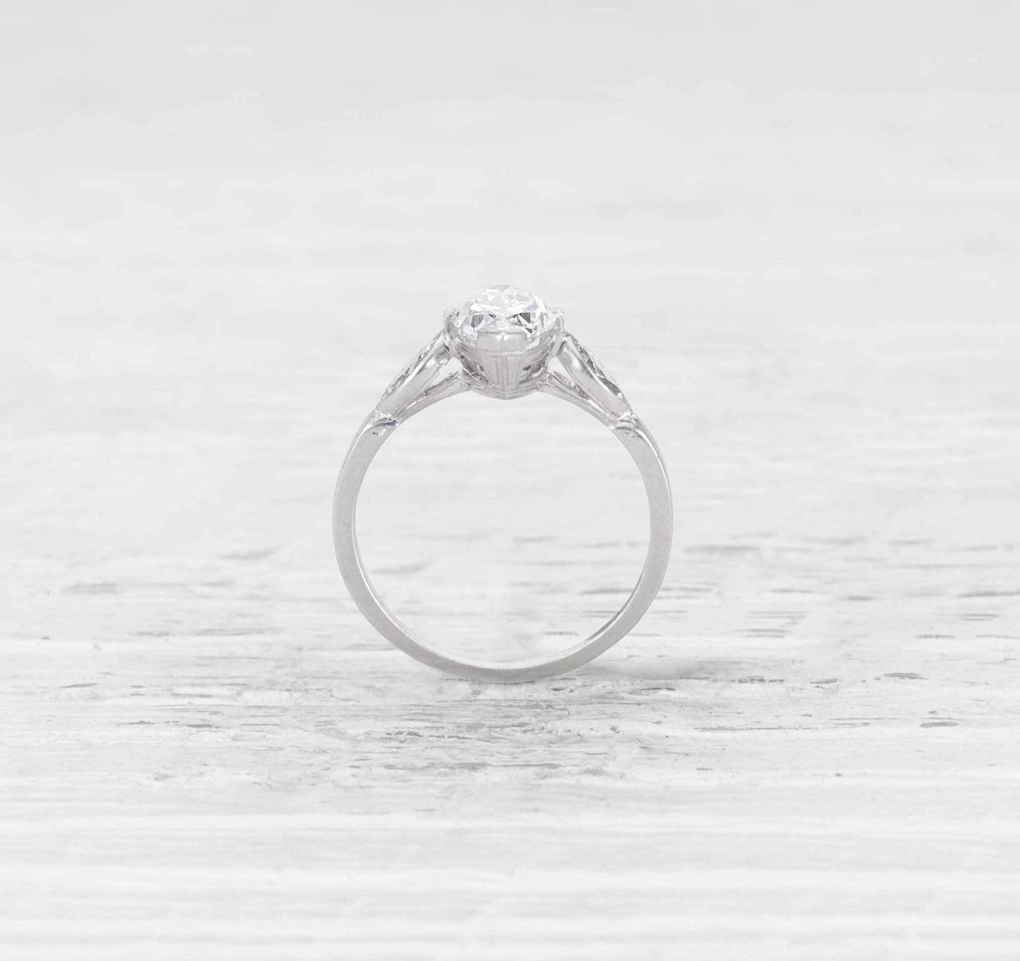 1.22 CARAT ART DECO MARQUISE-CUT DIAMOND ENGAGEMENT RING - Image 4