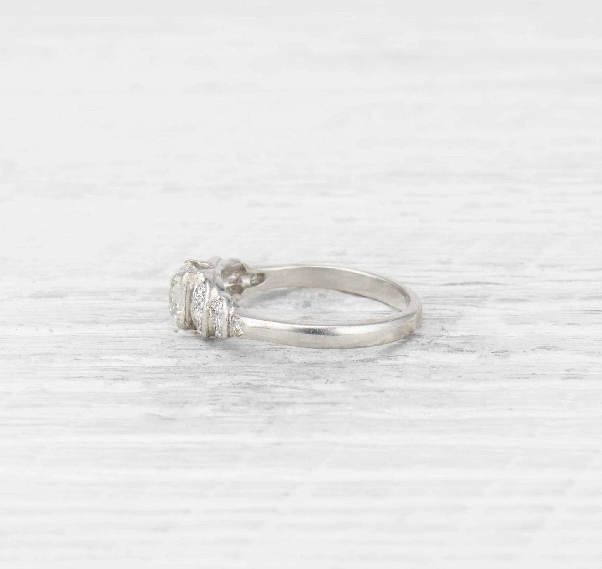 1.25 Carat Art Deco Diamond Engagement Ring - Image 3