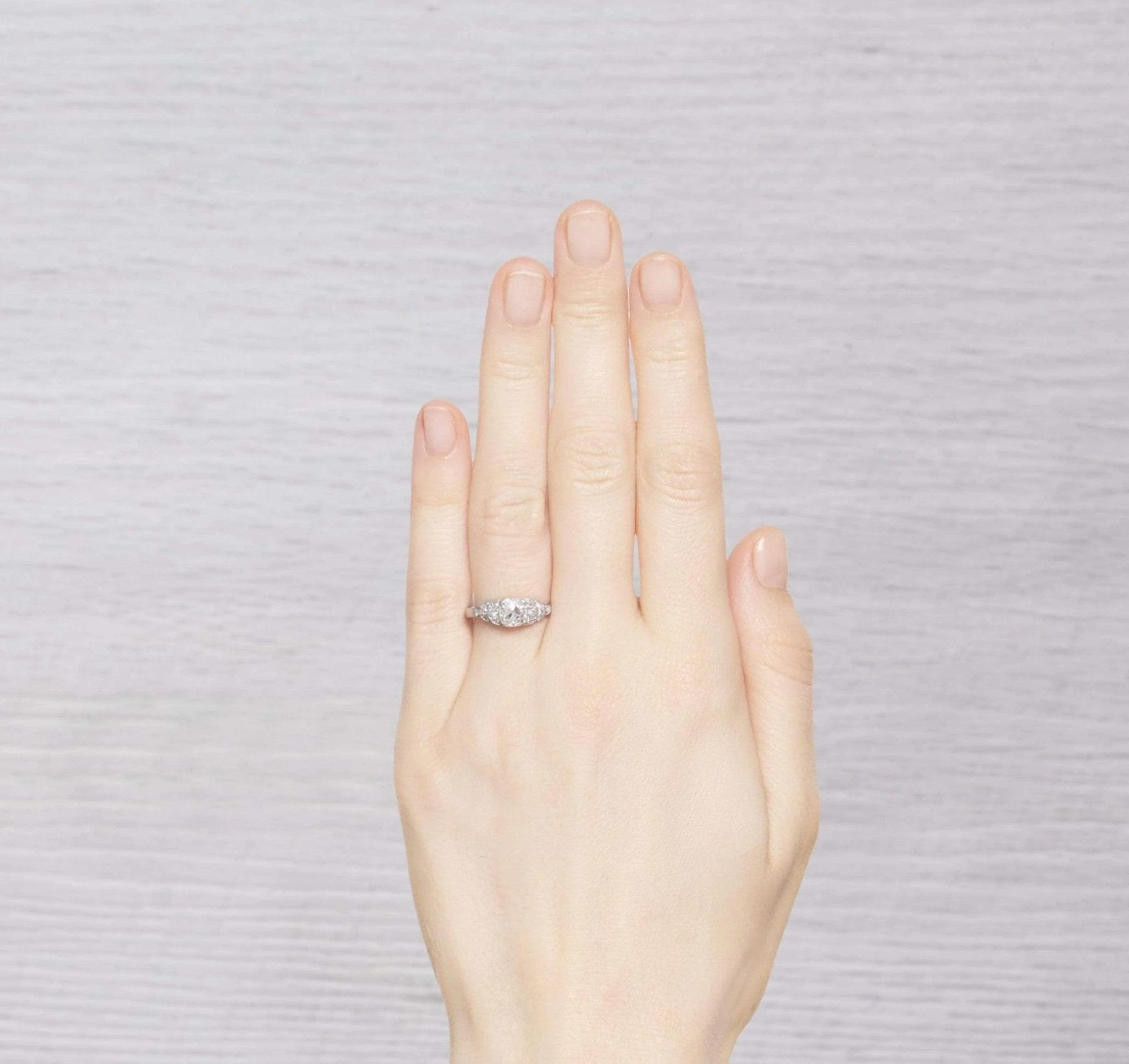 1.25 Carat Art Deco Diamond Engagement Ring - Image 5