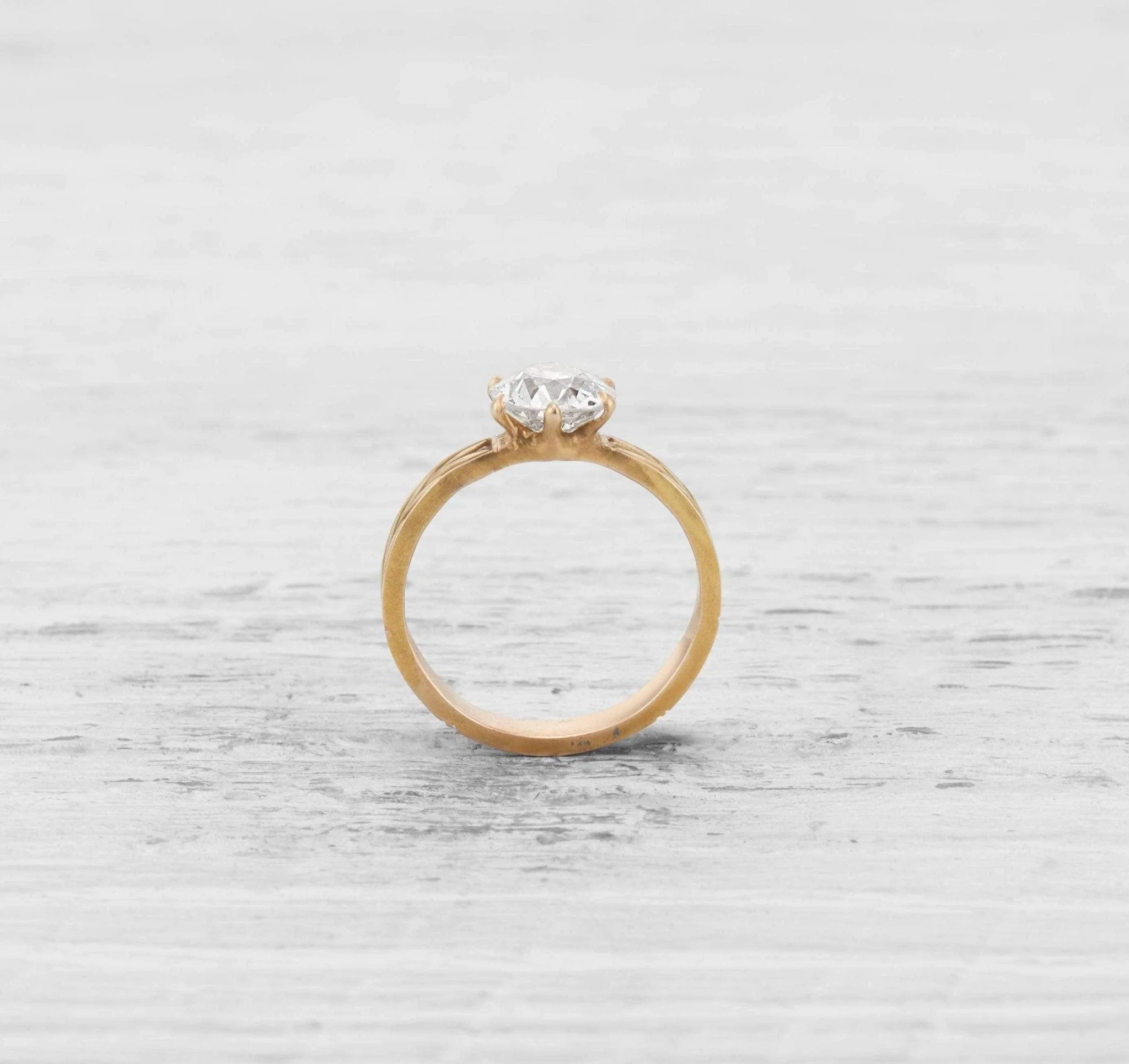 1.25 CARAT VICTORIAN DIAMOND SOLITAIRE ENGAGEMENT RING - Image 4
