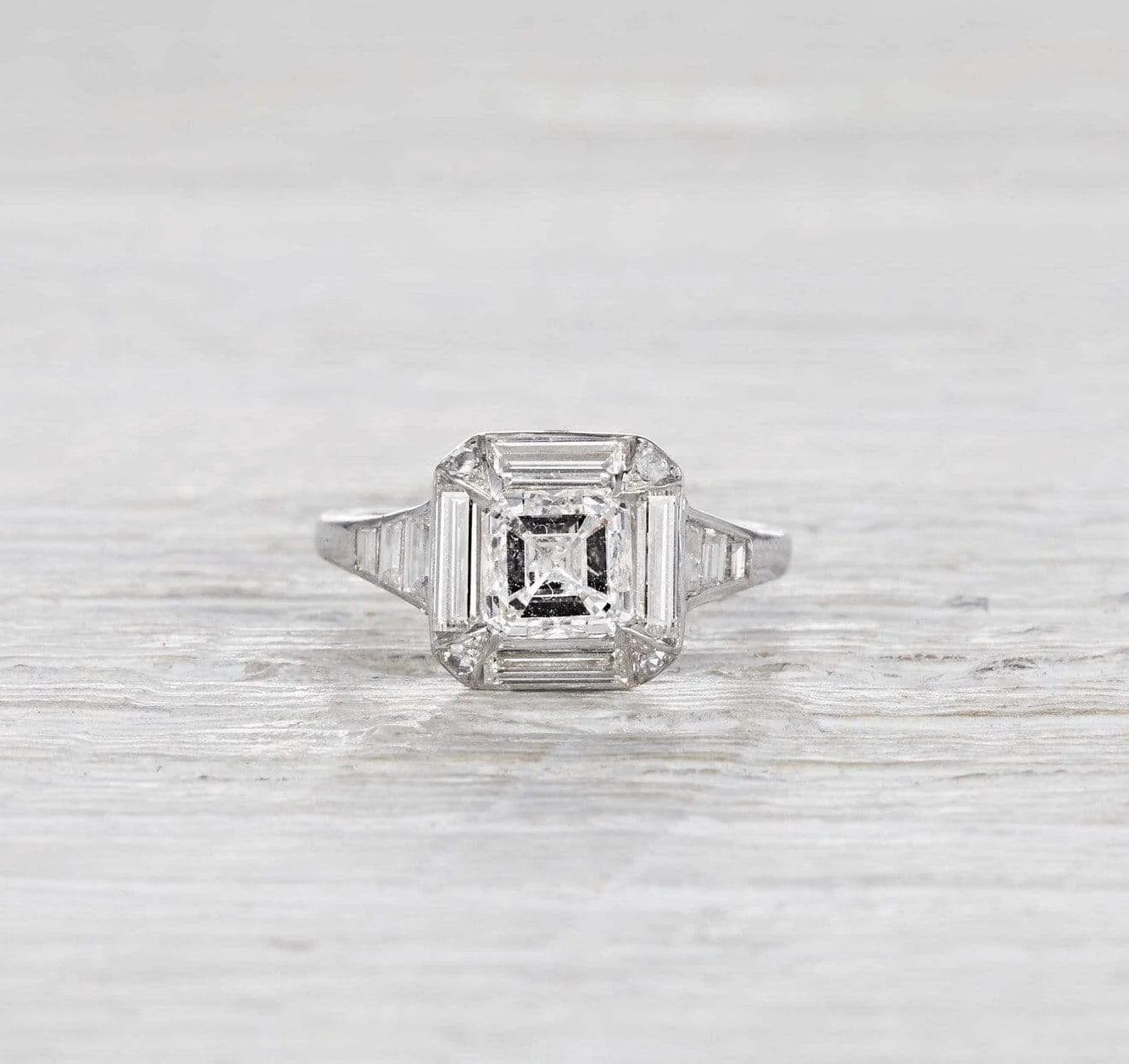 1.26 Carat Art Deco Engagement Ring - Image 2