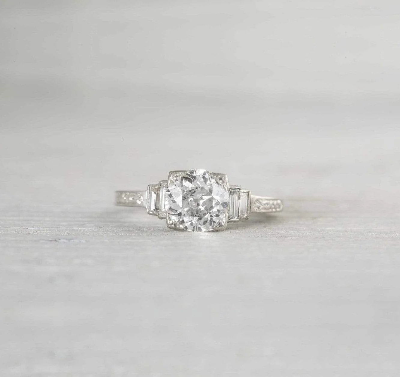 1.31 Carat Art Deco Diamond Engagement Ring - Image 2