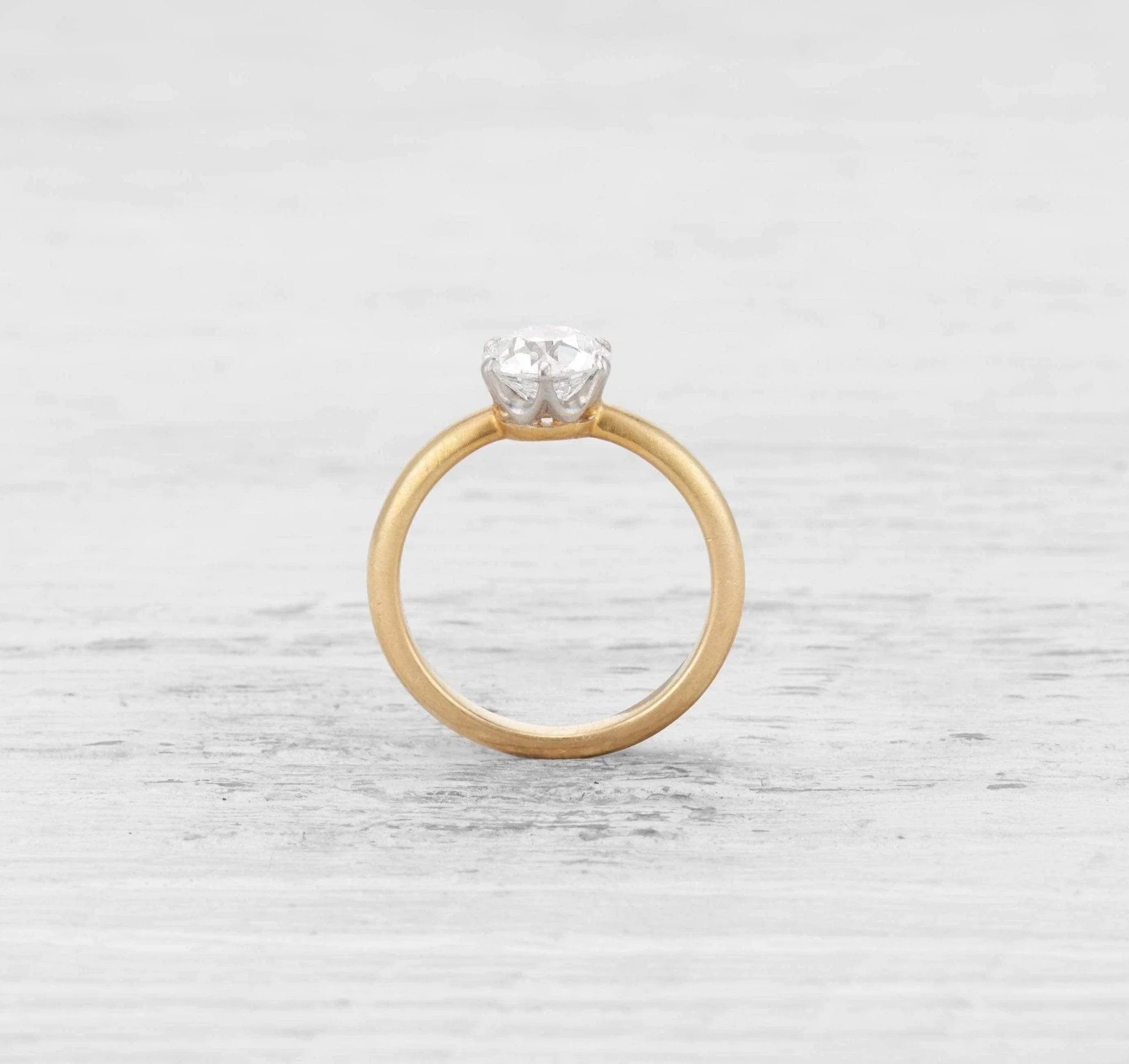 1.32 CARAT TIFFANY & CO ANTIQUE SOLITAIRE DIAMOND RING - Image 4