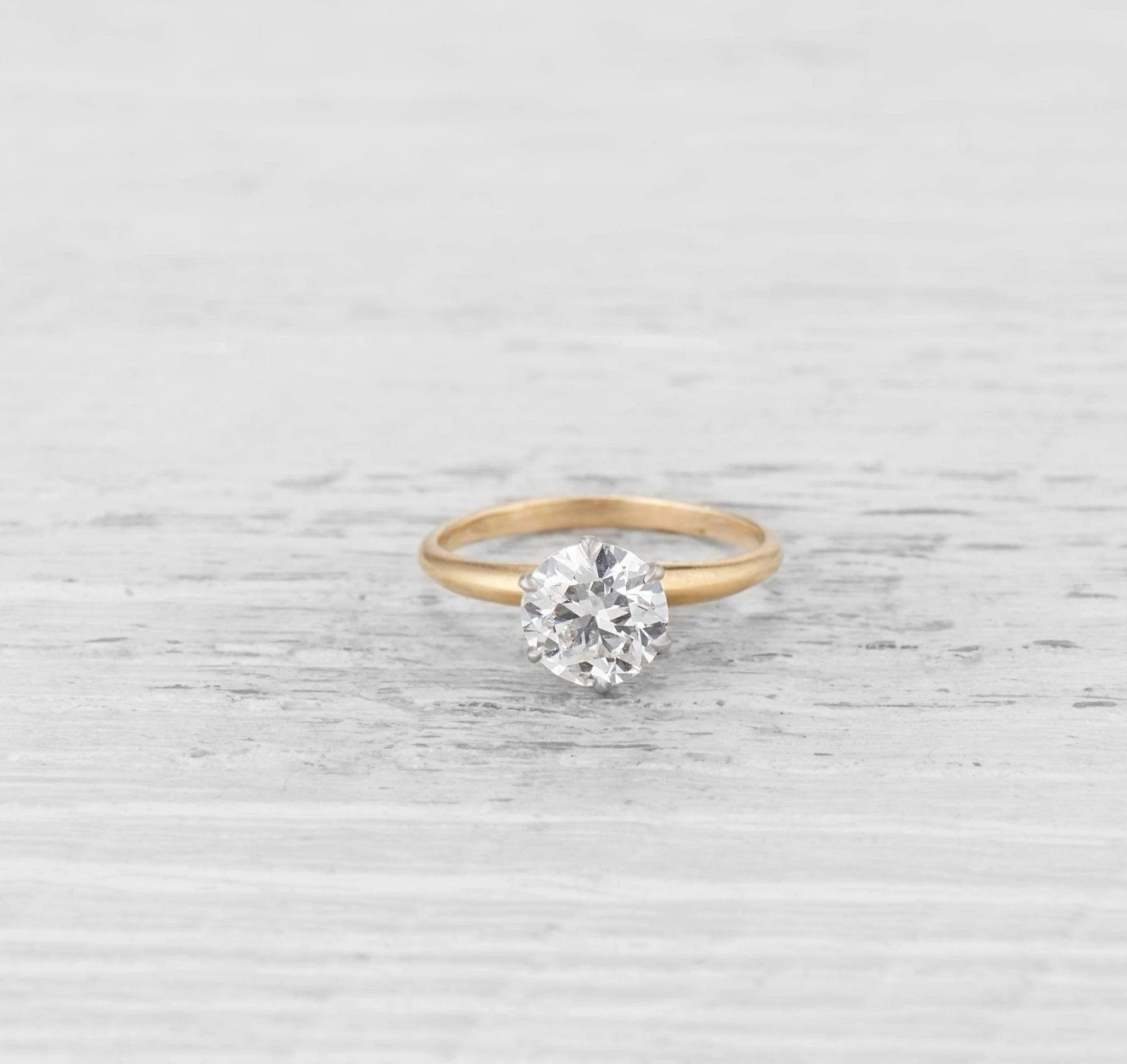 1.33 CARAT TIFFANY & CO. DIAMOND SOLITAIRE ENGAGEMENT RING - Image 2