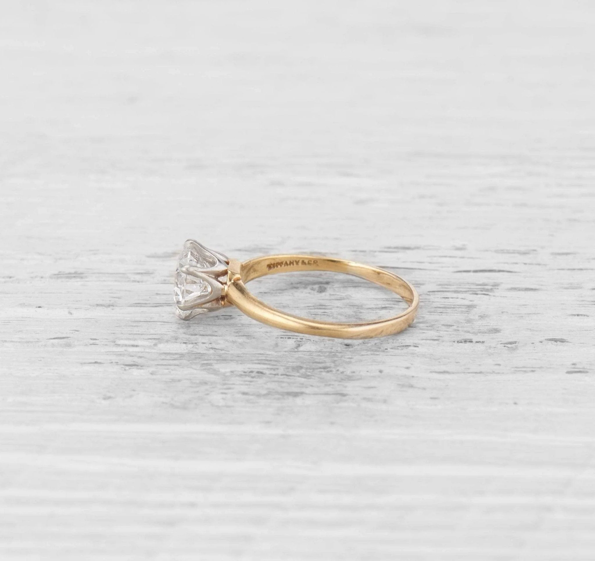 1.33 CARAT TIFFANY & CO. DIAMOND SOLITAIRE ENGAGEMENT RING - Image 3
