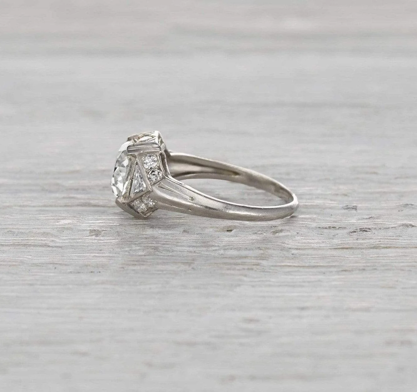1.40 Carat Art Deco Engagement Ring - Image 3