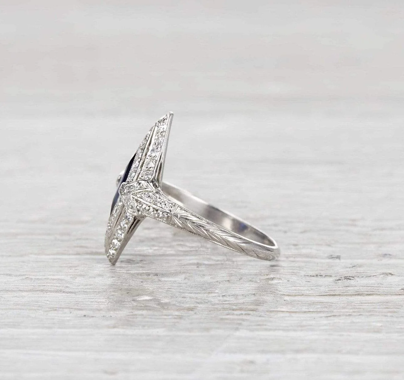 1.40 Carat Art Deco Sapphire and Diamond Ring - Image 3