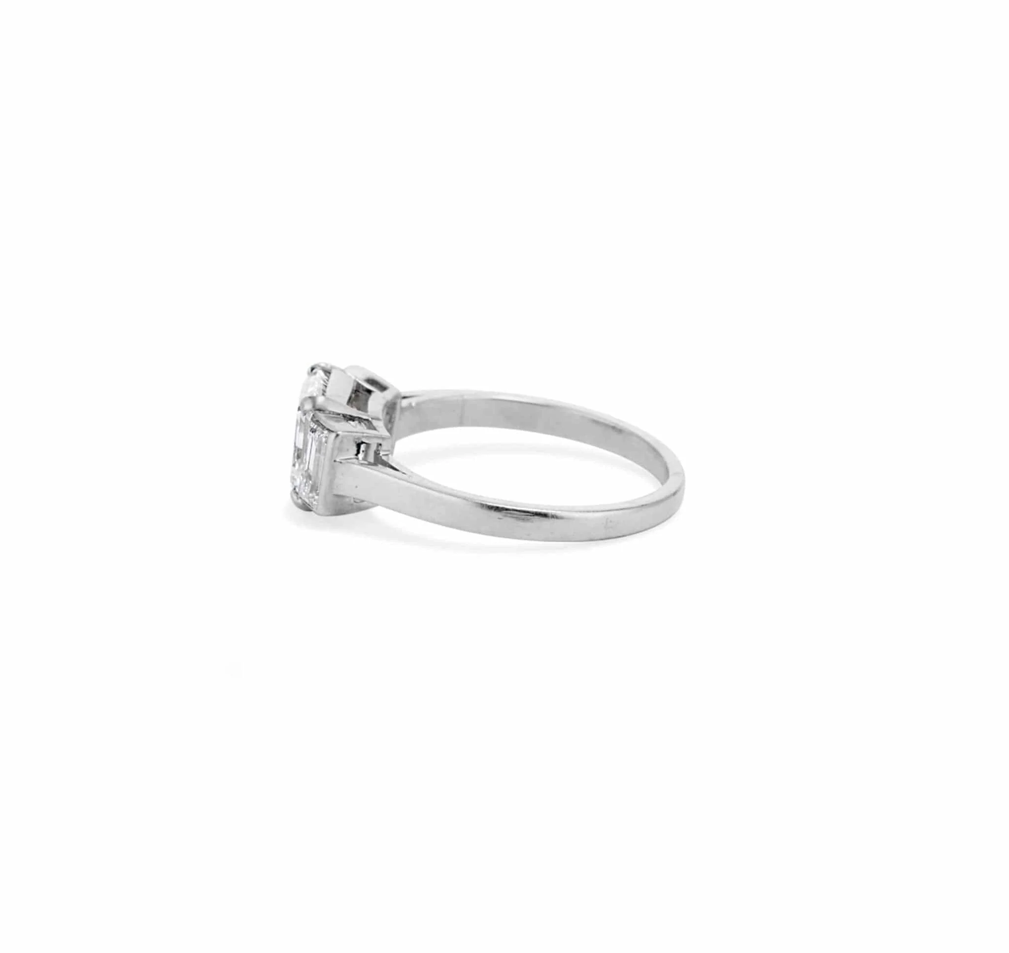 Art Deco 1.52 Carat Asscher Cut Diamond Ring - Image 3