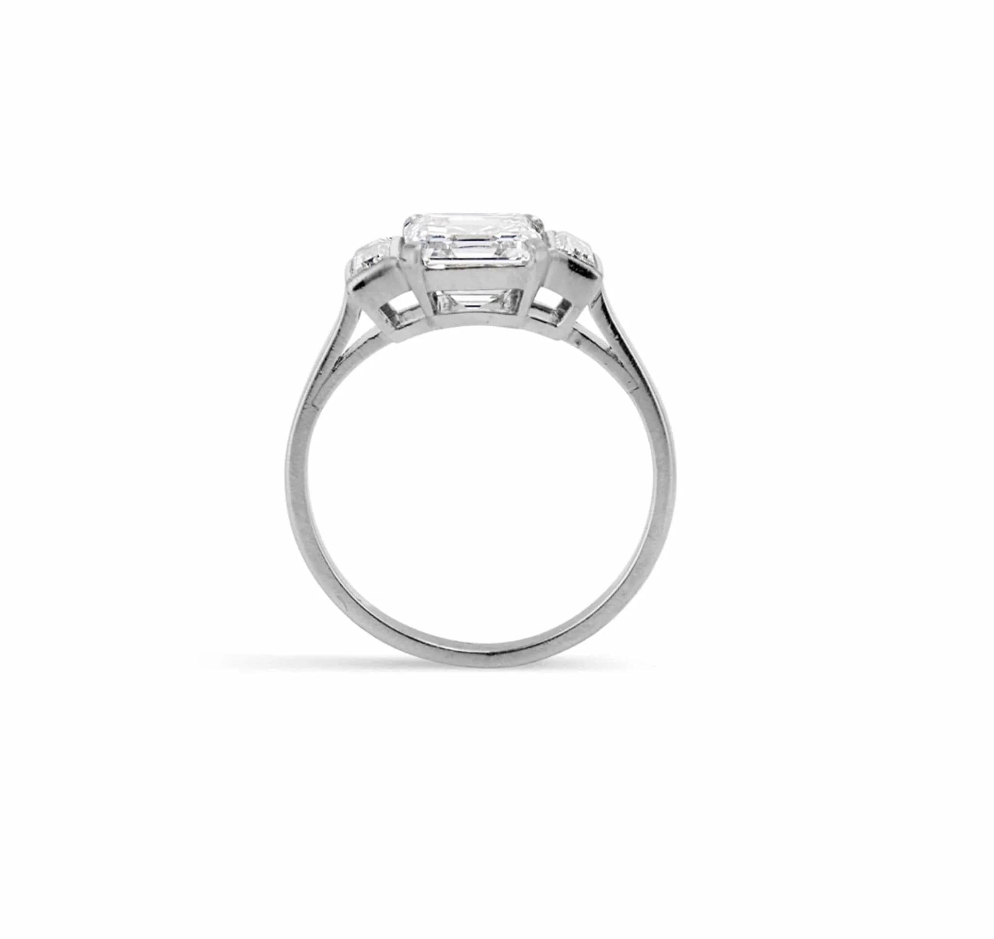 Art Deco 1.52 Carat Asscher Cut Diamond Ring - Image 4