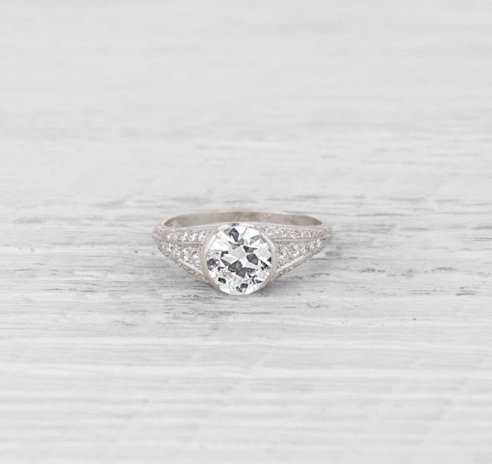 1.61 Carat Art Deco Engagement Ring - Image 2