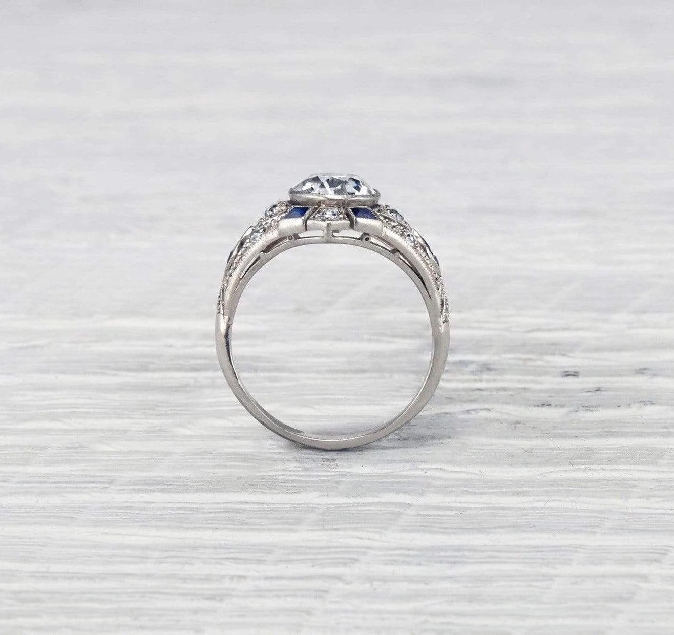 1.58 Carat Art Deco Diamond Engagement Ring - Image 4