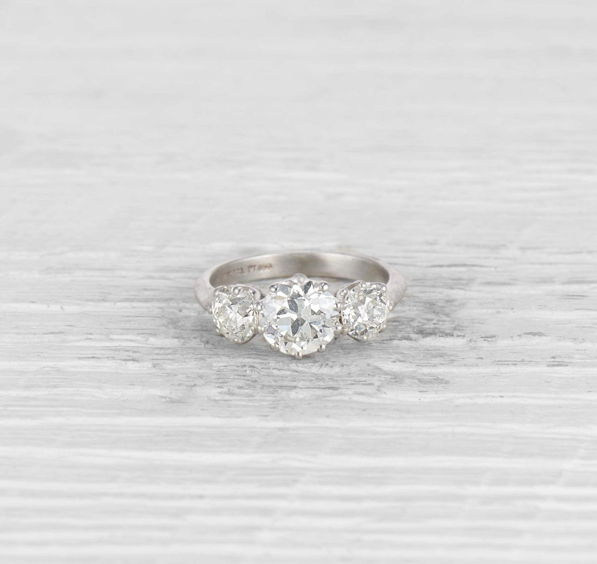 1.62 CARAT TIFFANY & CO. THREE STONE DIAMOND ENGAGEMENT RING - Image 2