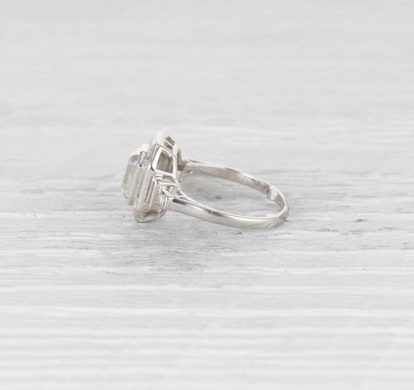 1.65 Carat Art Deco Diamond Engagement Ring - Image 2