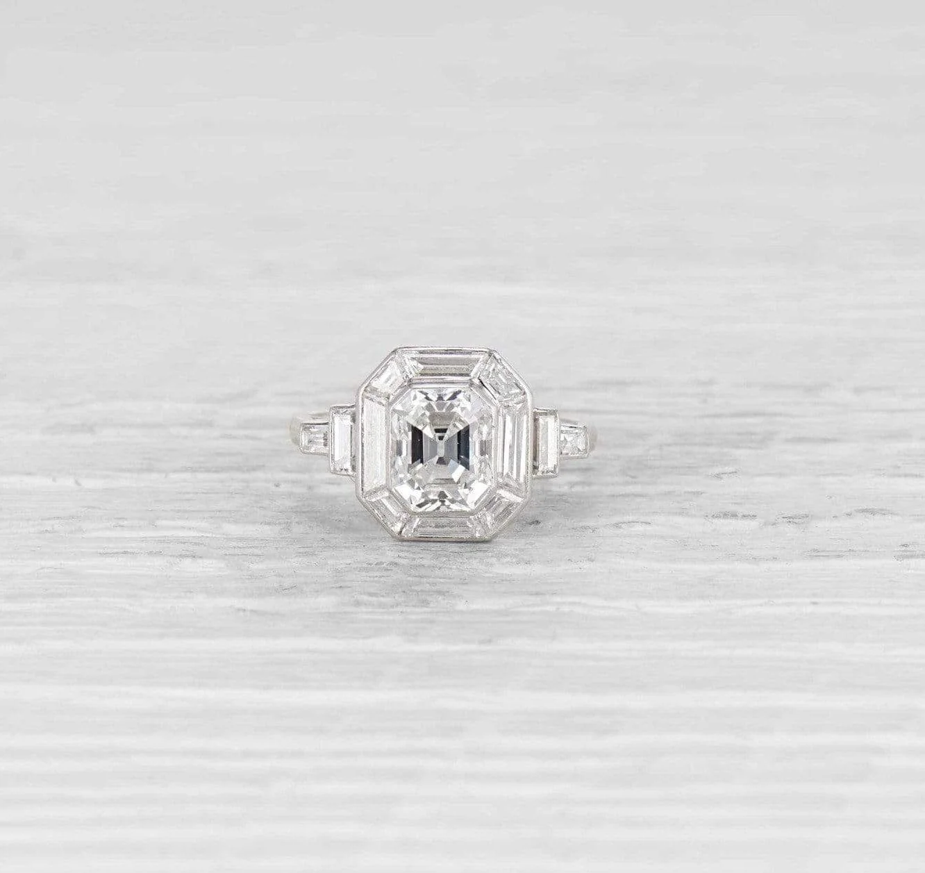 1.65 Carat Art Deco Diamond Engagement Ring - Image 3