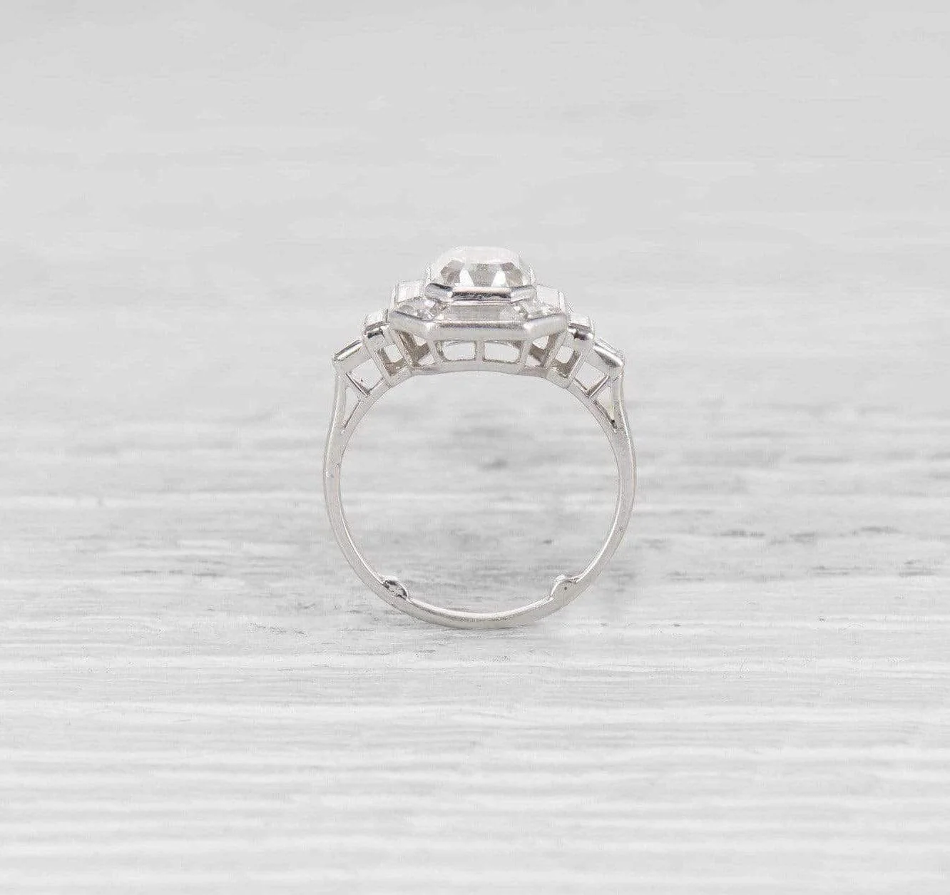 1.65 Carat Art Deco Diamond Engagement Ring - Image 4