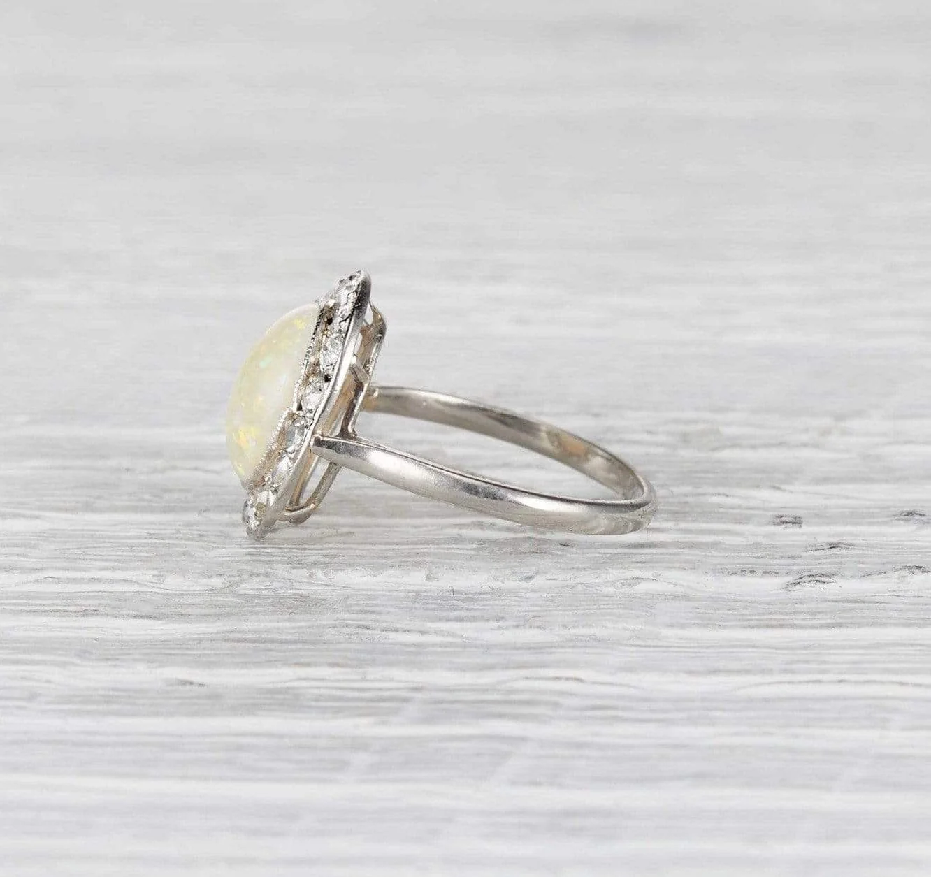 1.72 Carat Edwardian Opal Ring - Image 3