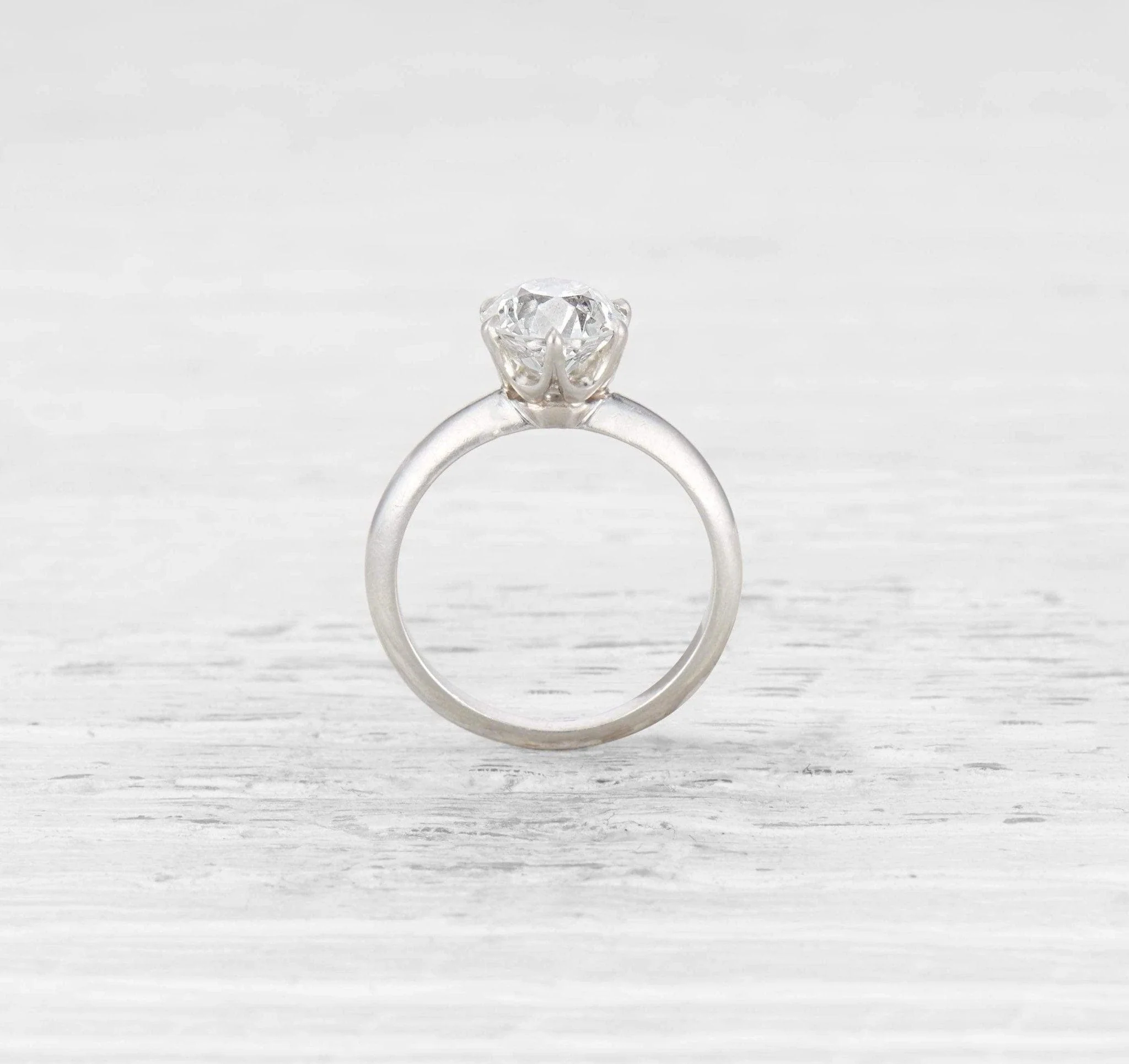 1.75 CARAT TIFFANY MID-CENTURY DIAMOND ENGAGEMENT RING - Image 4