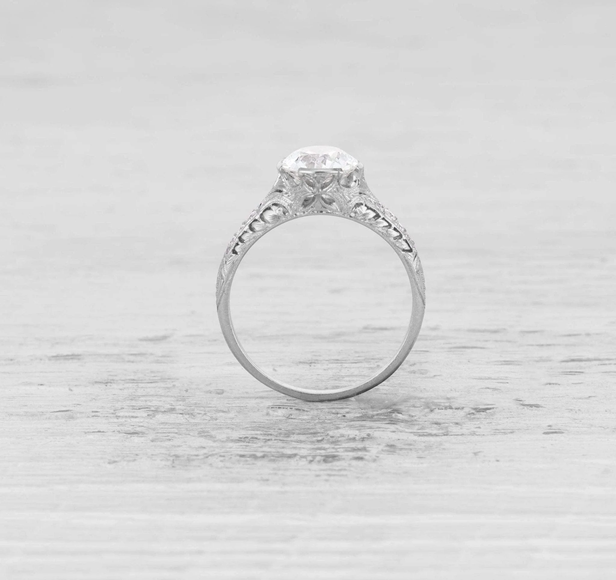 1.81 CARAT EDWARDIAN DIAMOND ENGAGEMENT RING - Image 4