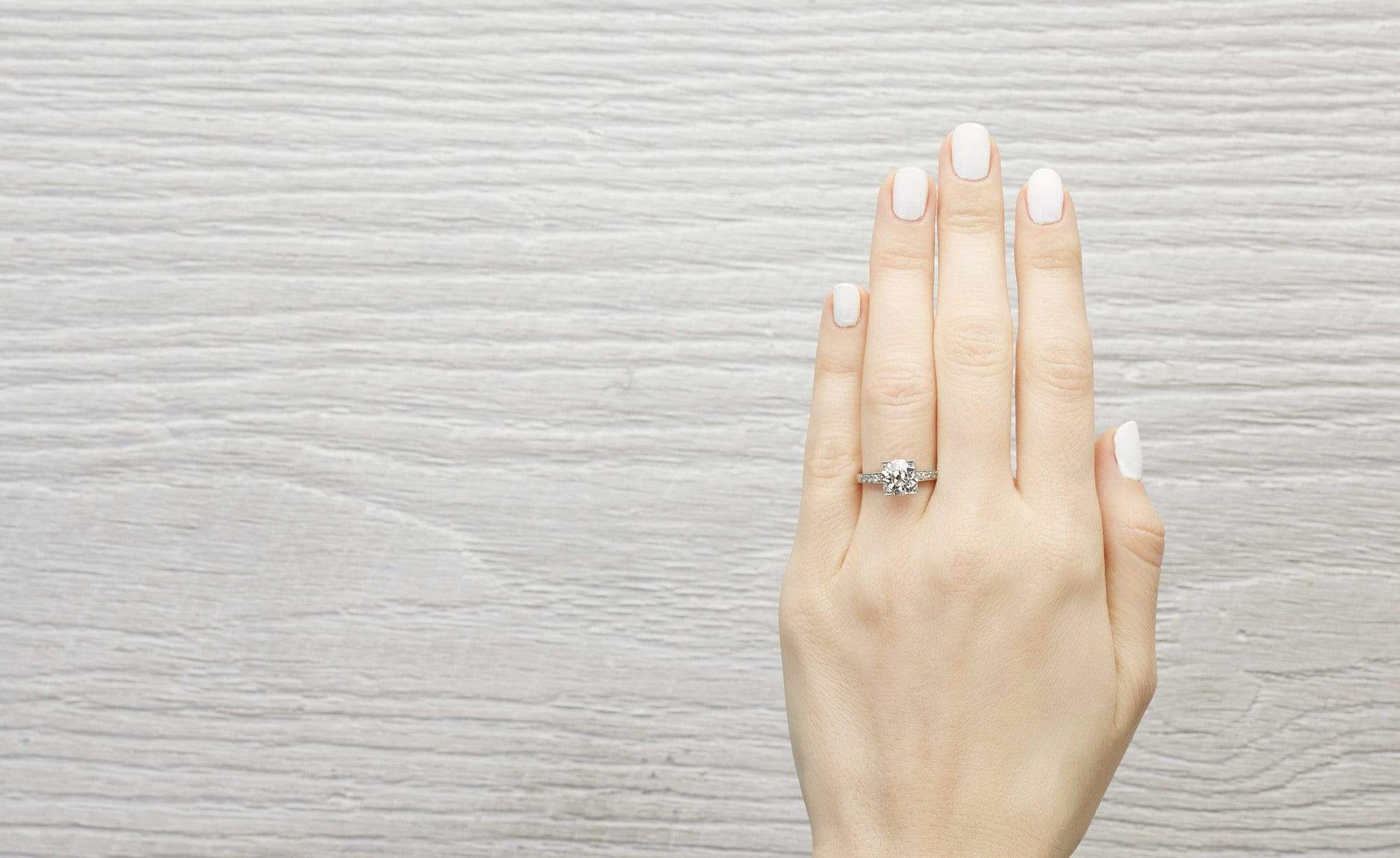 1.94 Carat Vintage Art Deco Diamond Engagement Ring - Image 5