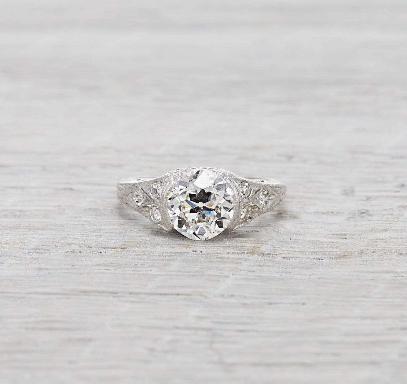 1.95 Carat Vintage Diamond Engagement Ring - Image 2